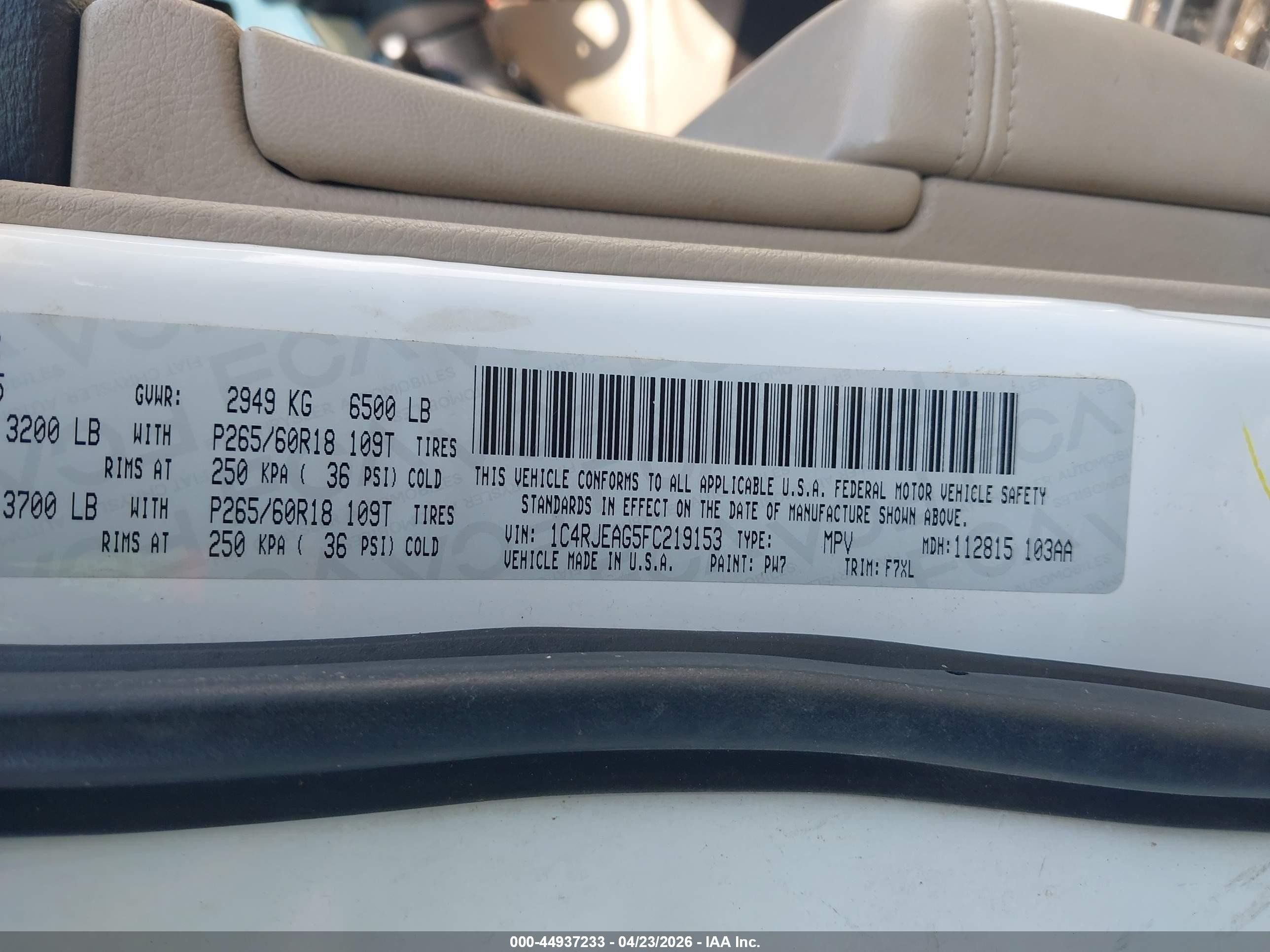 2015 Jeep Grand Cherokee Laredo White vin: 1C4RJEAG5FC219153