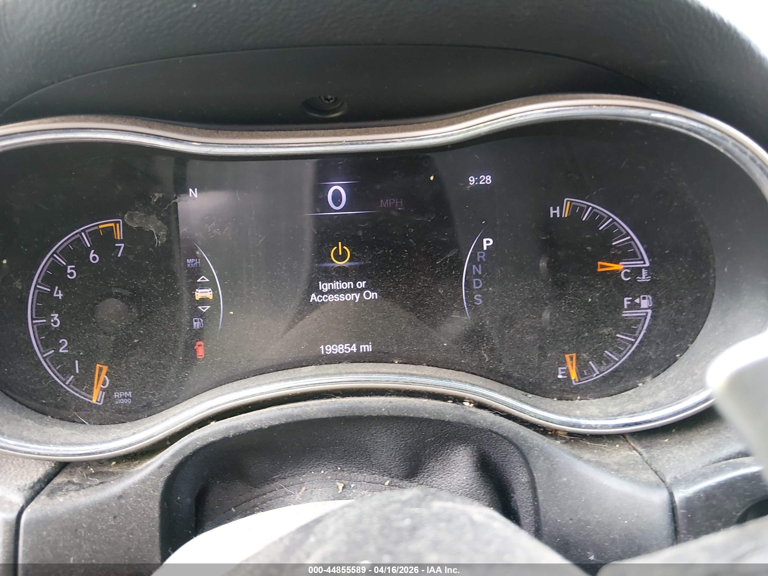 2015 Jeep Grand Cherokee Laredo Серебряный vin: 1C4RJEAG5FC220125