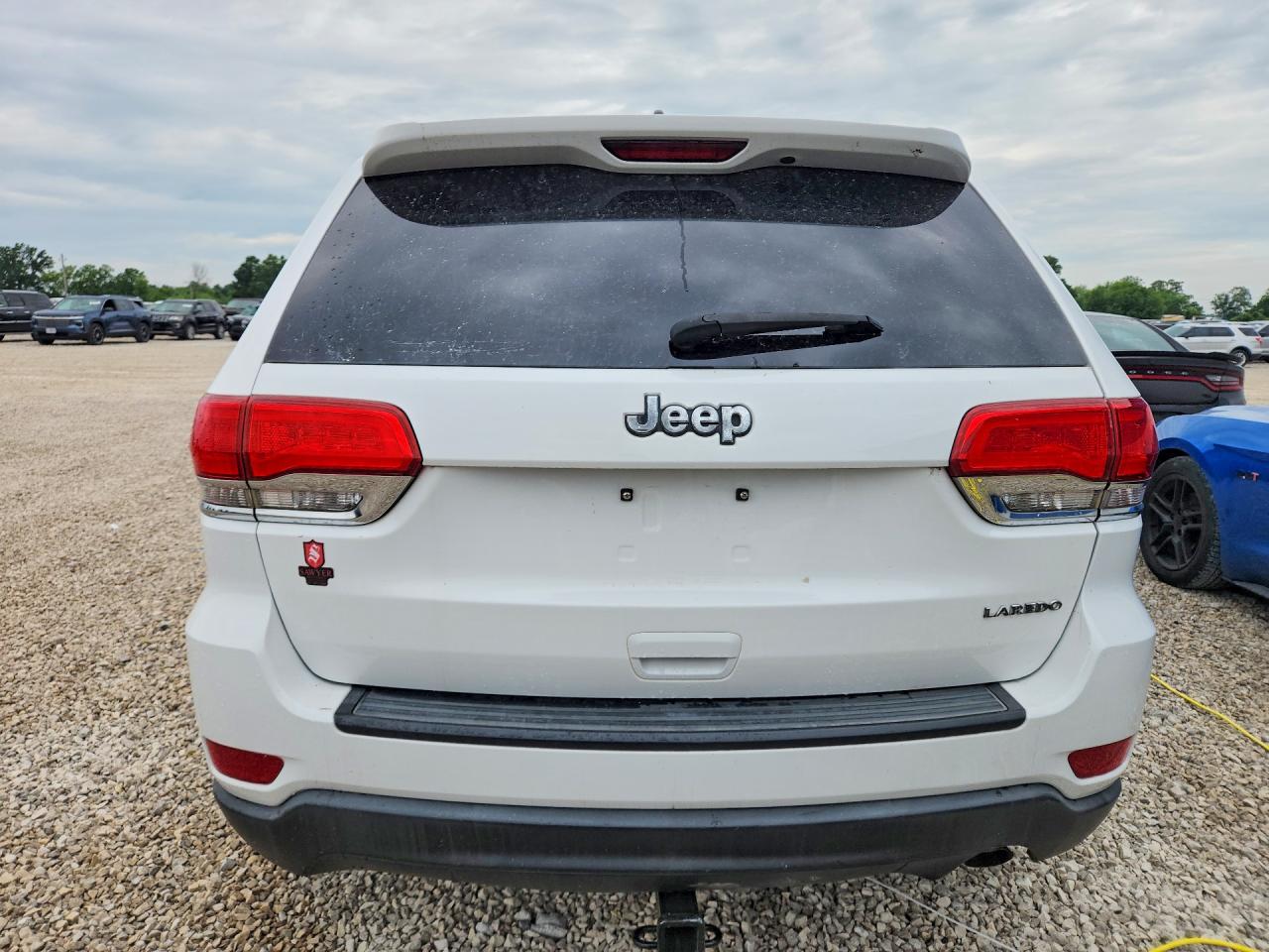 2015 Jeep Grand Cherokee Laredo White vin: 1C4RJEAG5FC230864
