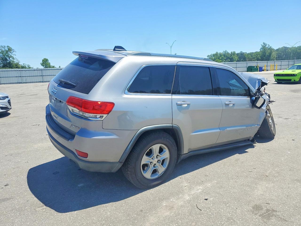 2015 Jeep Grand Cherokee Laredo Silver vin: 1C4RJEAG5FC654755