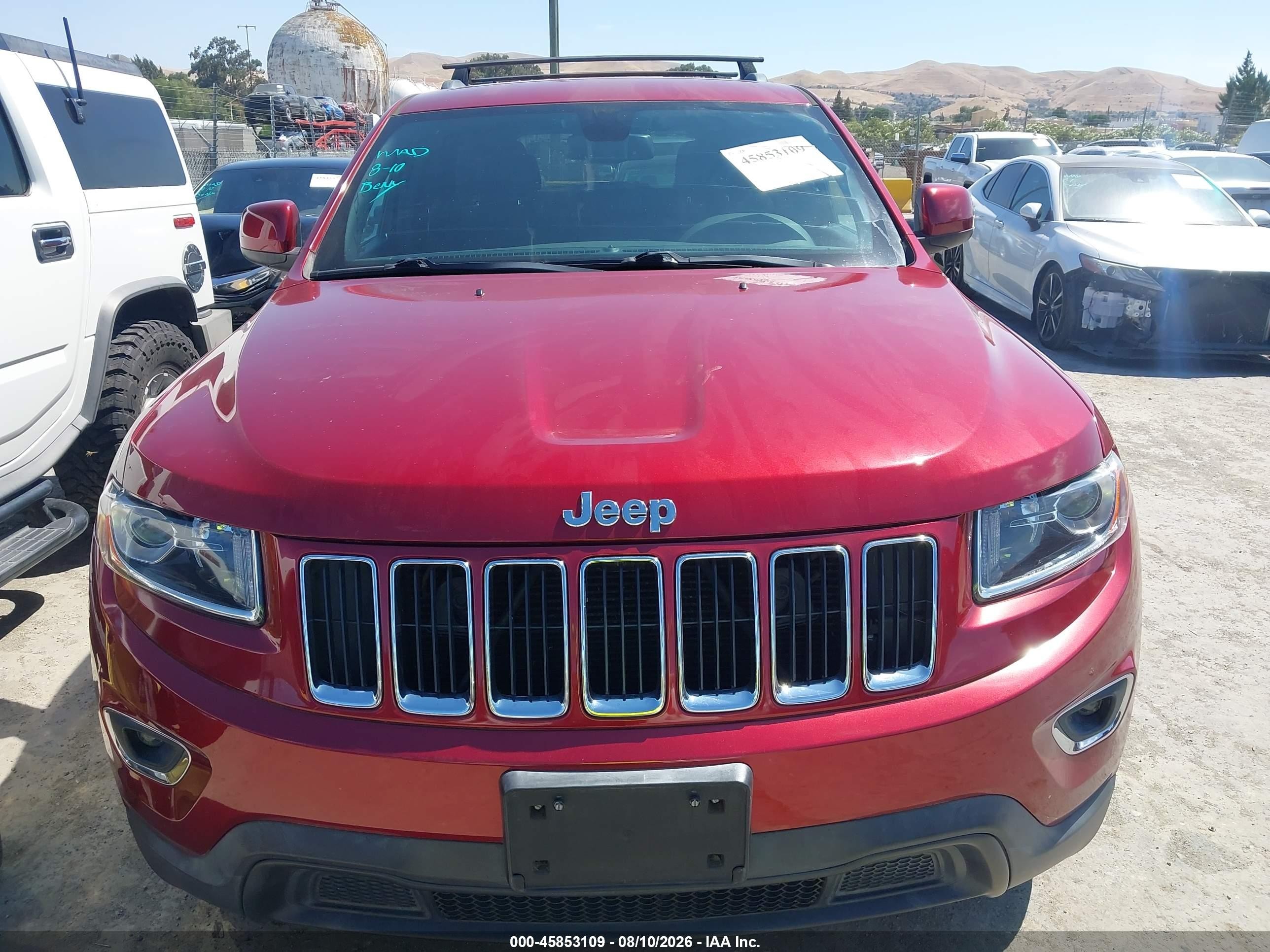 2015 Jeep Grand Cherokee Laredo Burgundy vin: 1C4RJEAG5FC693734