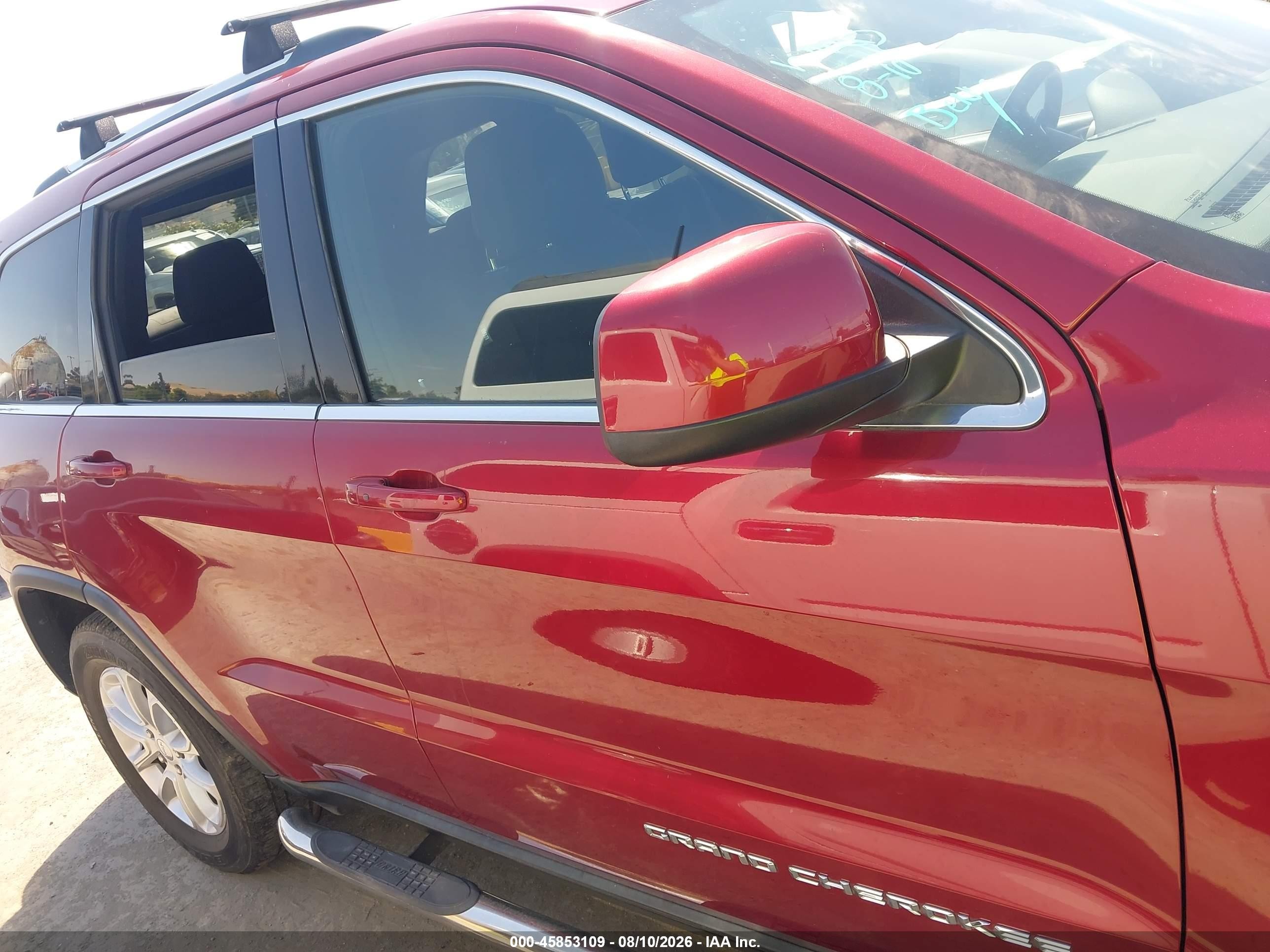 2015 Jeep Grand Cherokee Laredo Burgundy vin: 1C4RJEAG5FC693734