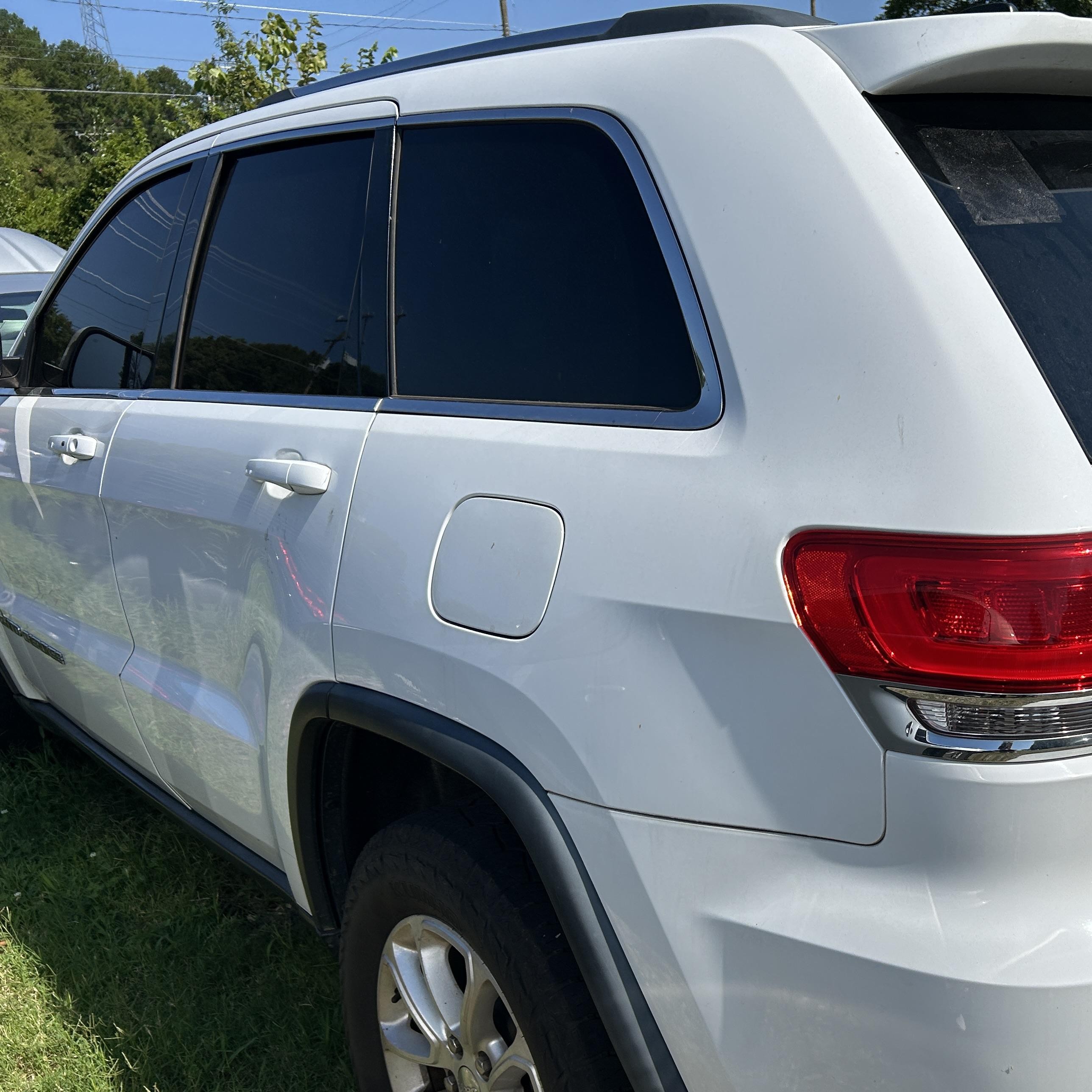 2017 Jeep Grand Cherokee Laredo 4x2 vin: 1C4RJEAG5HC656573