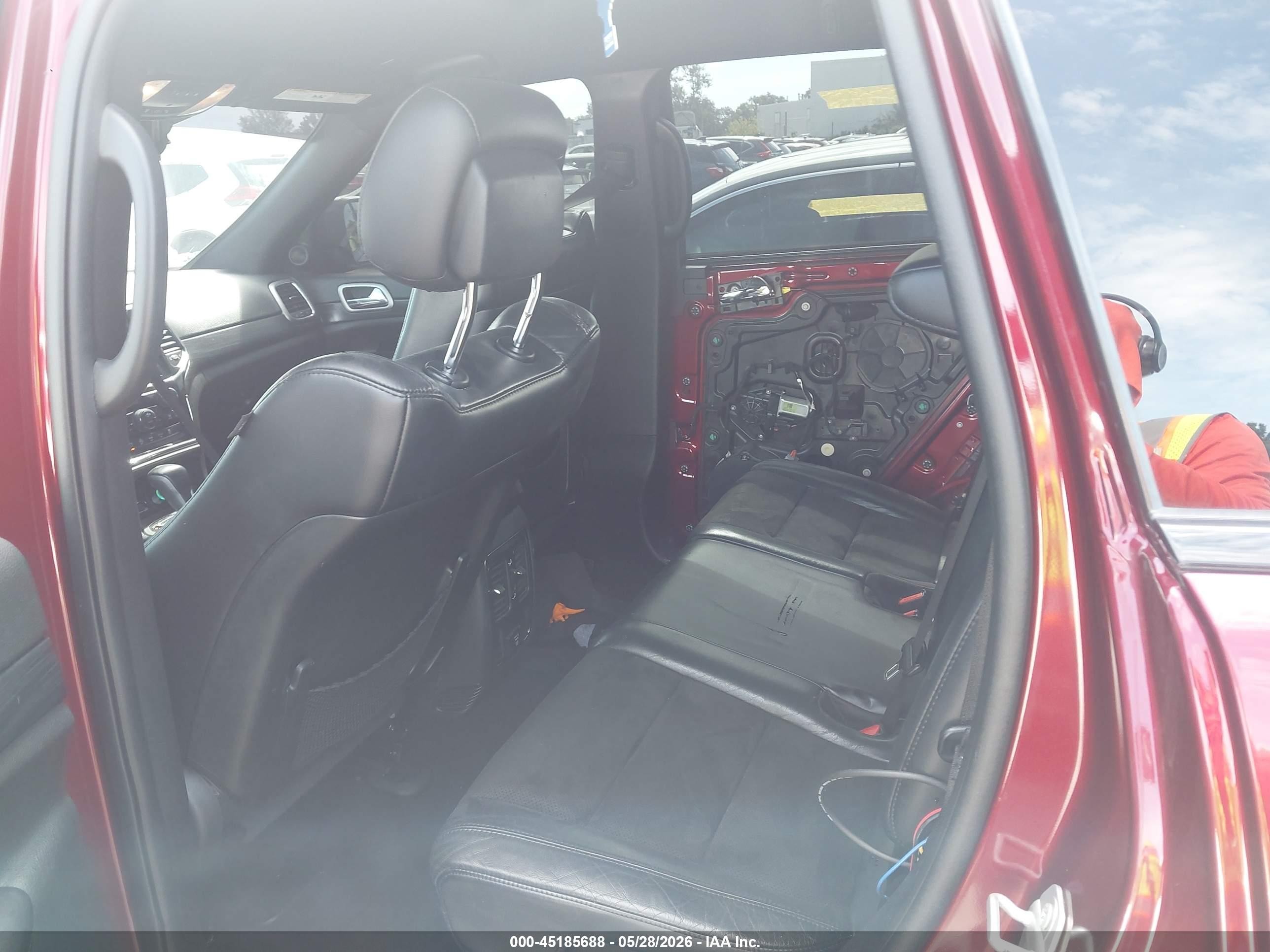 2020 Jeep Grand Cherokee Altitude 4x2 Burgundy vin: 1C4RJEAG5LC428694