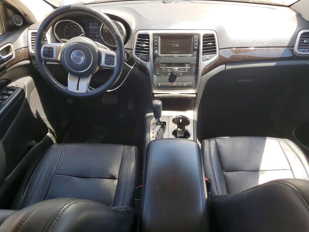 2012 Jeep Grand Cherokee Laredo Gray vin: 1C4RJEAG6CC202079