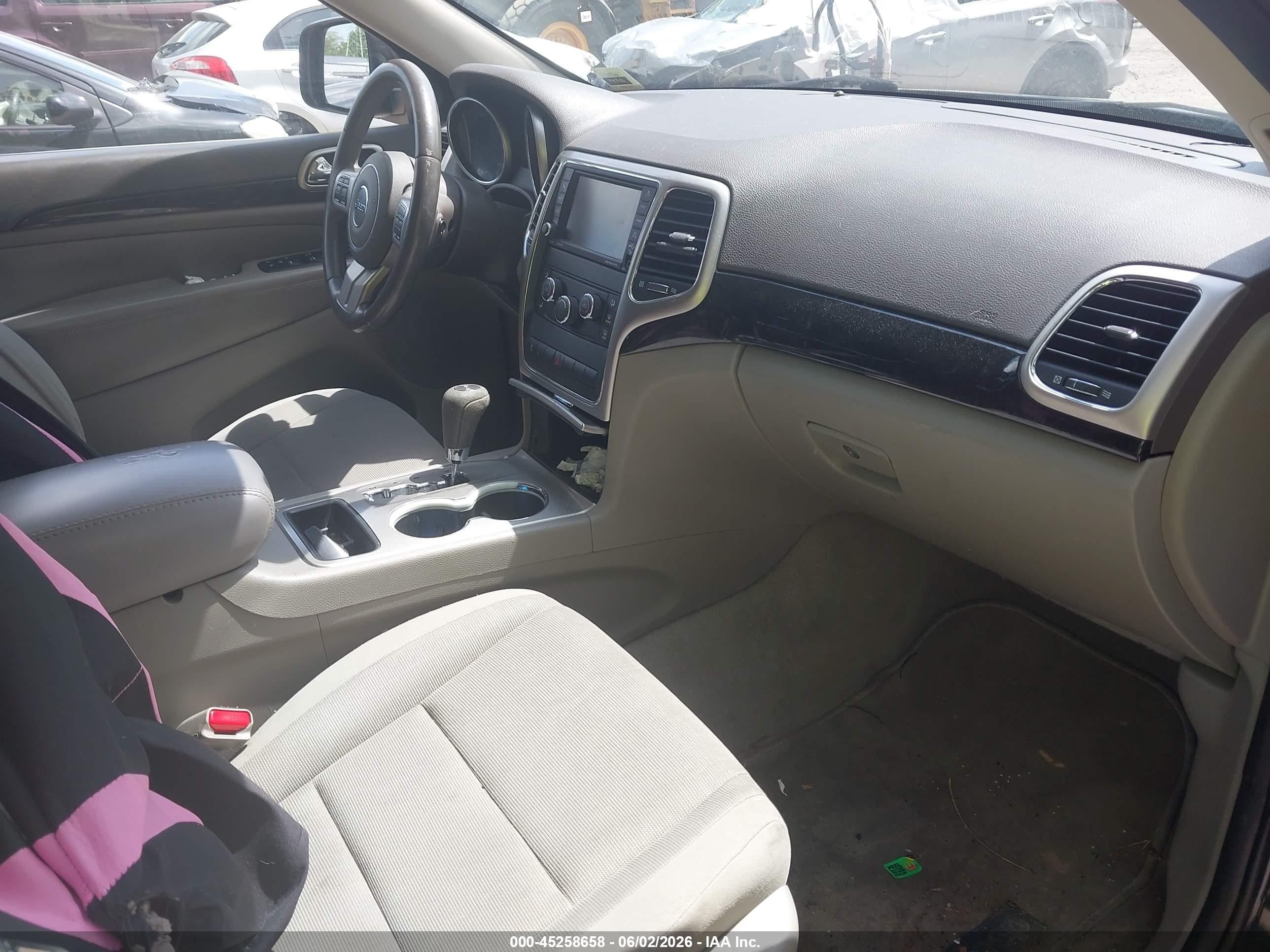 2013 Jeep Grand Cherokee Laredo Black vin: 1C4RJEAG6DC534671
