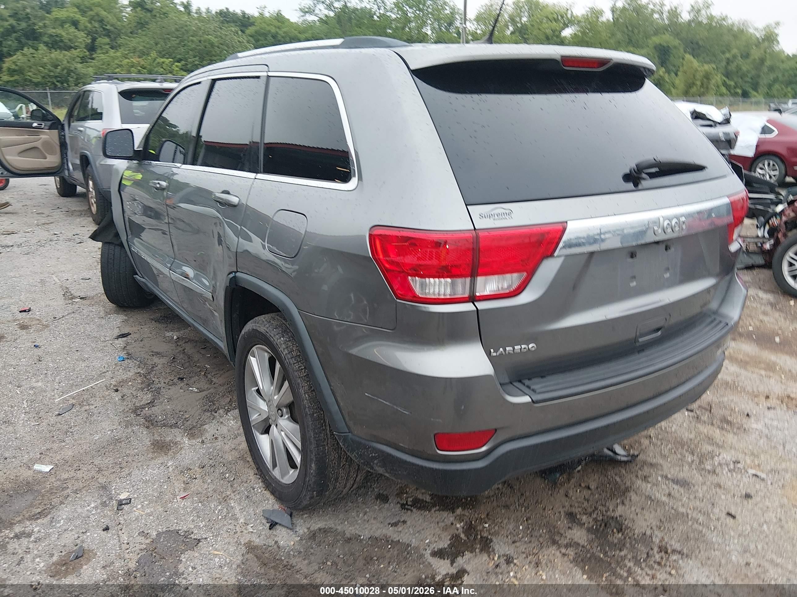 2013 Jeep Grand Cherokee Laredo Gray vin: 1C4RJEAG6DC610437