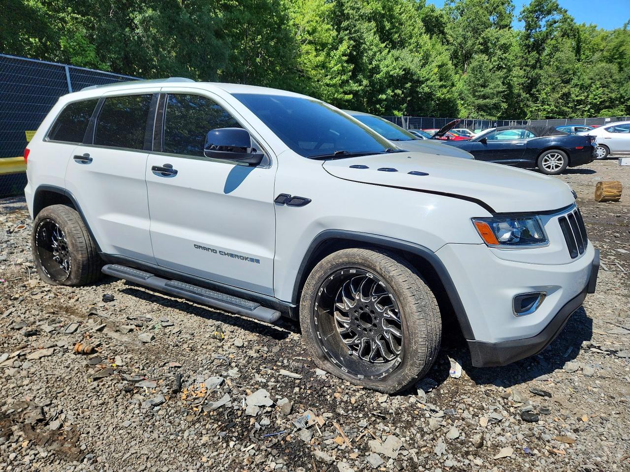 2014 Jeep Grand Cherokee Laredo Белый vin: 1C4RJEAG6EC198585