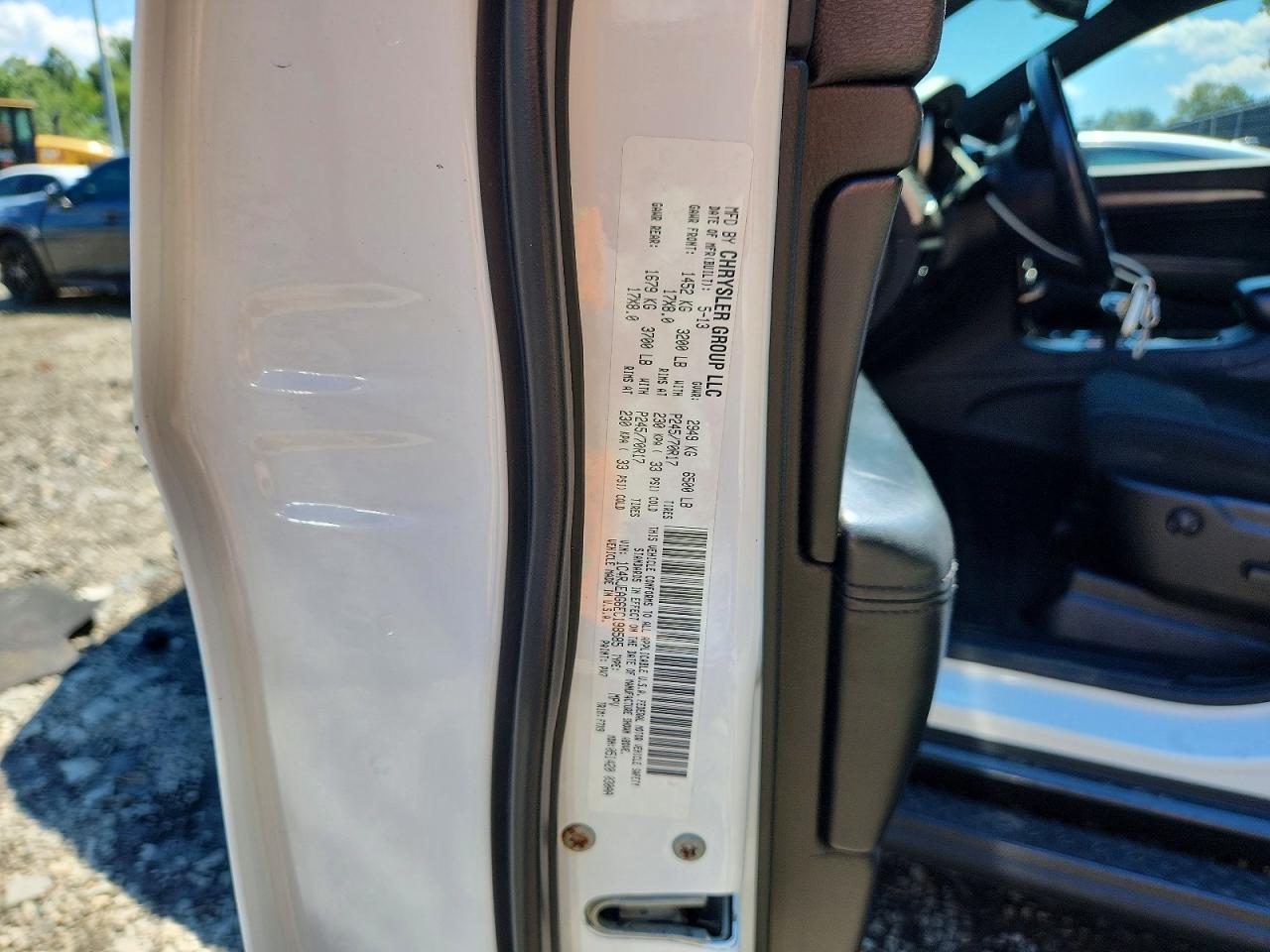 2014 Jeep Grand Cherokee Laredo Белый vin: 1C4RJEAG6EC198585