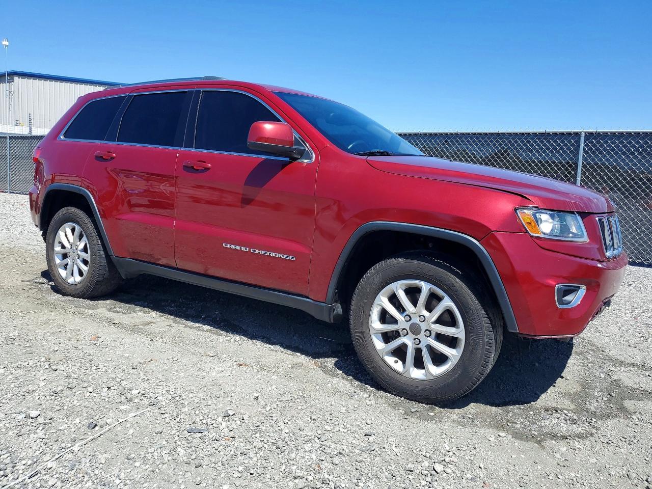 2014 Jeep Grand Cherokee Laredo Red vin: 1C4RJEAG6EC460623