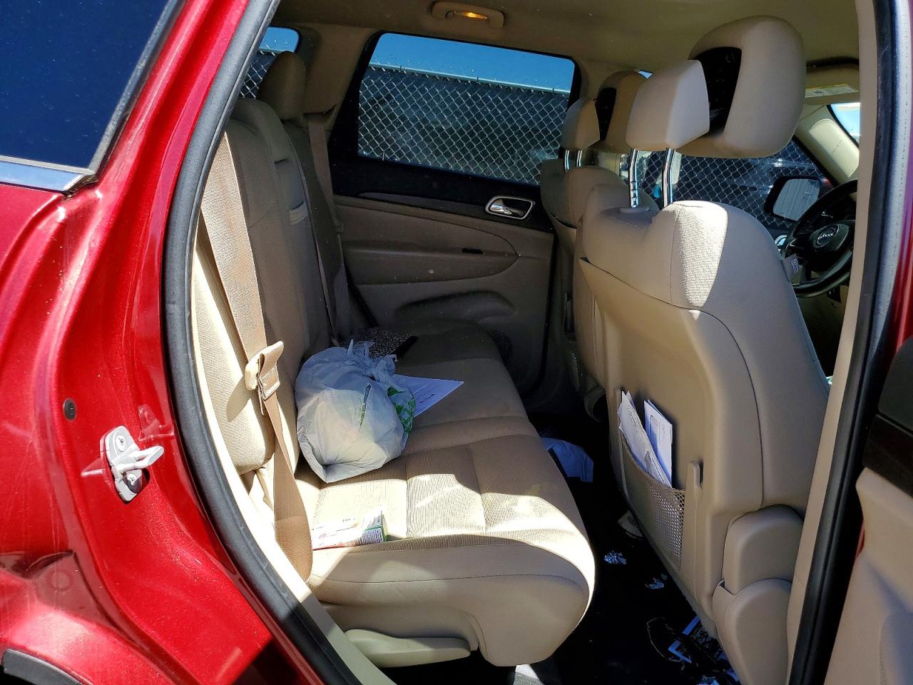 2014 Jeep Grand Cherokee Laredo Red vin: 1C4RJEAG6EC460623