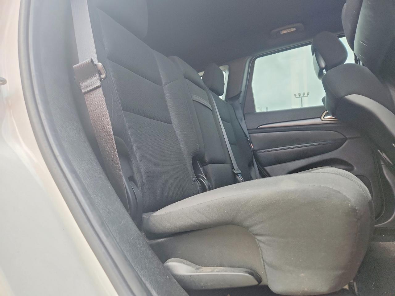 2014 Jeep Grand Cherokee Laredo White vin: 1C4RJEAG6EC542903