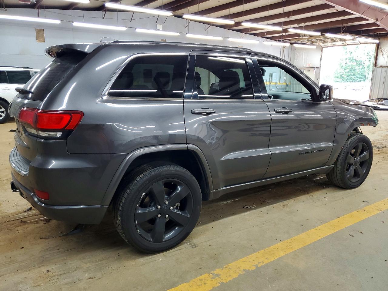 2015 Jeep Grand Cherokee Laredo Gray vin: 1C4RJEAG6FC118557