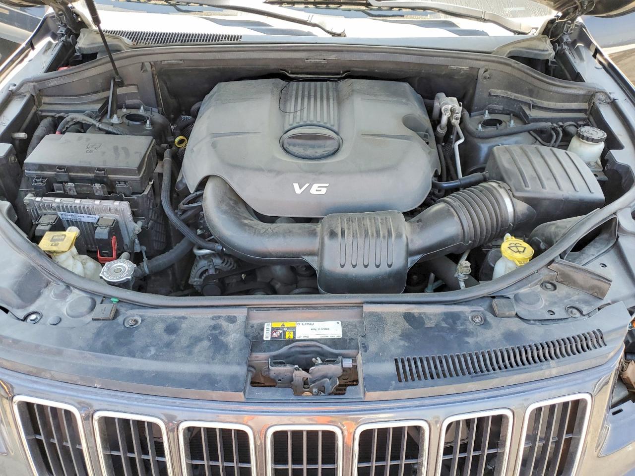 2015 Jeep Grand Cherokee Laredo Угольный vin: 1C4RJEAG6FC688235