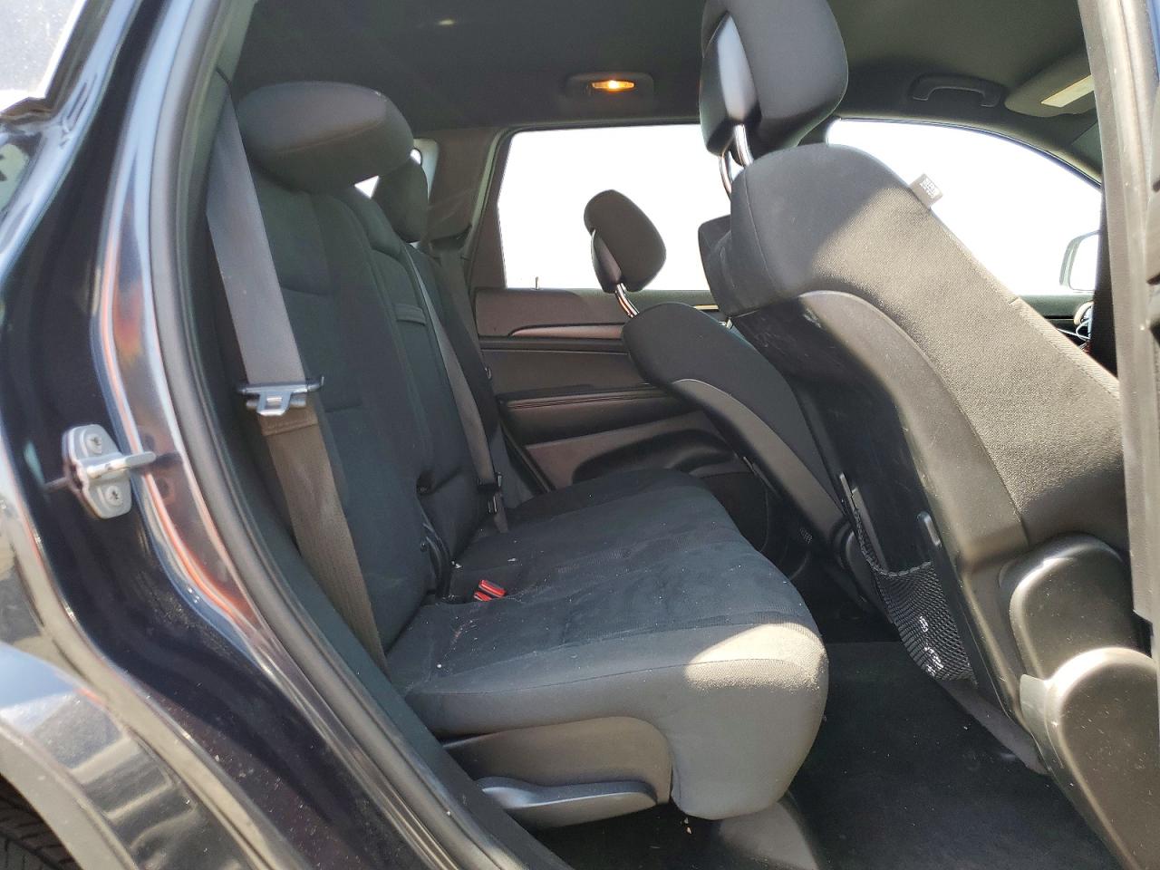 2015 Jeep Grand Cherokee Laredo Угольный vin: 1C4RJEAG6FC688235