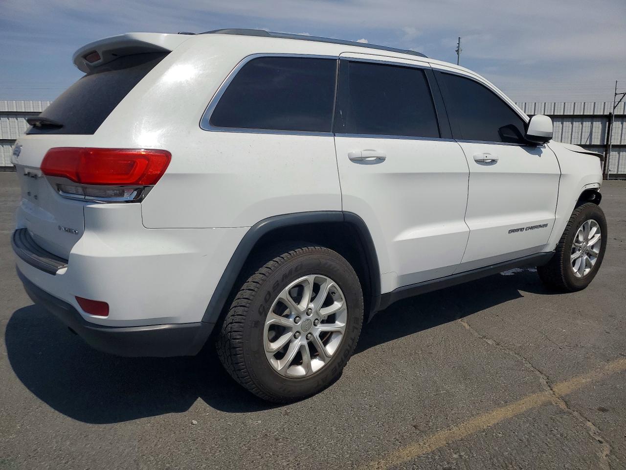 2015 Jeep Grand Cherokee Laredo White vin: 1C4RJEAG6FC825531