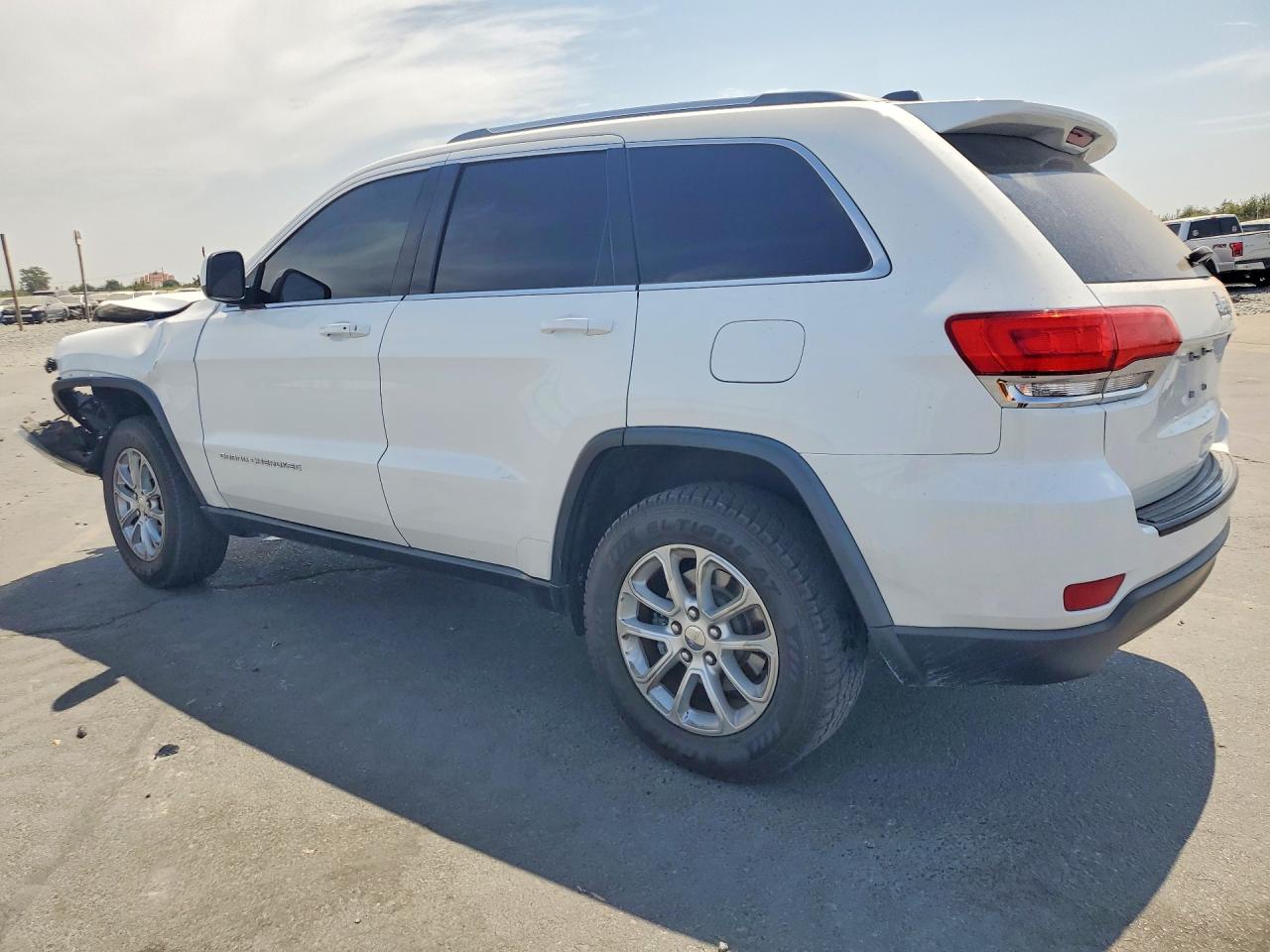 2015 Jeep Grand Cherokee Laredo White vin: 1C4RJEAG6FC825531
