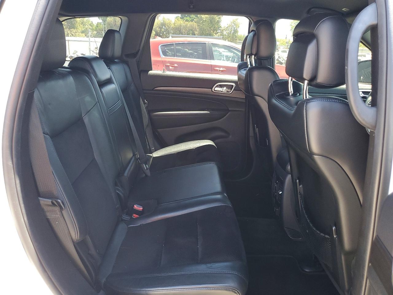 2018 Jeep Grand Cherokee Laredo White vin: 1C4RJEAG6JC141748