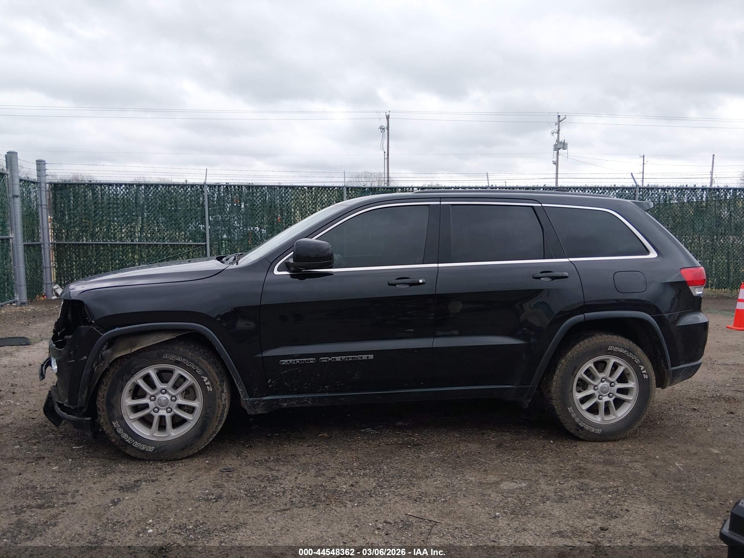 2018 Jeep Grand Cherokee Laredo 4x2 Black vin: 1C4RJEAG6JC438163