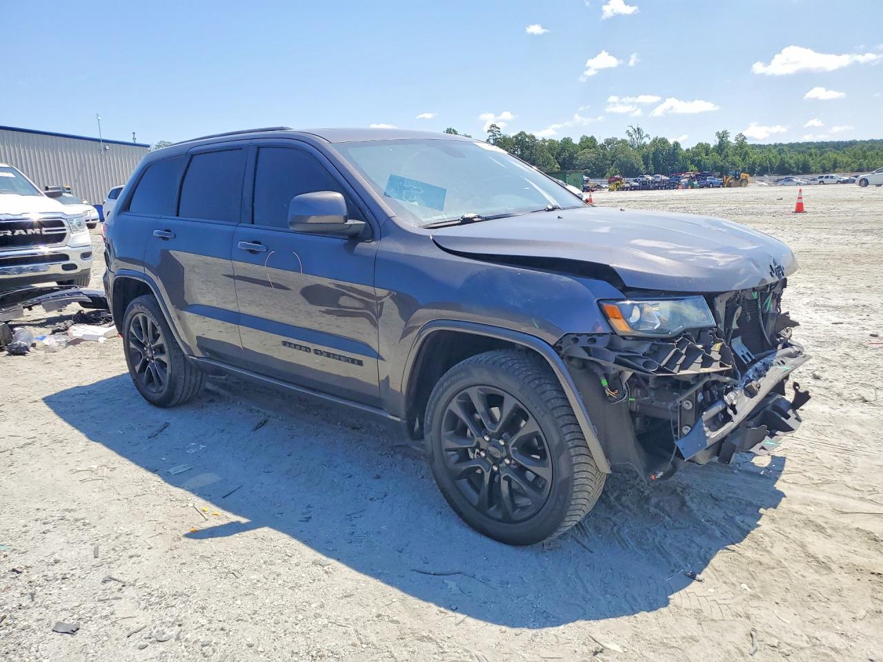 2020 Jeep Grand Cherokee Laredo Gray vin: 1C4RJEAG6LC392482
