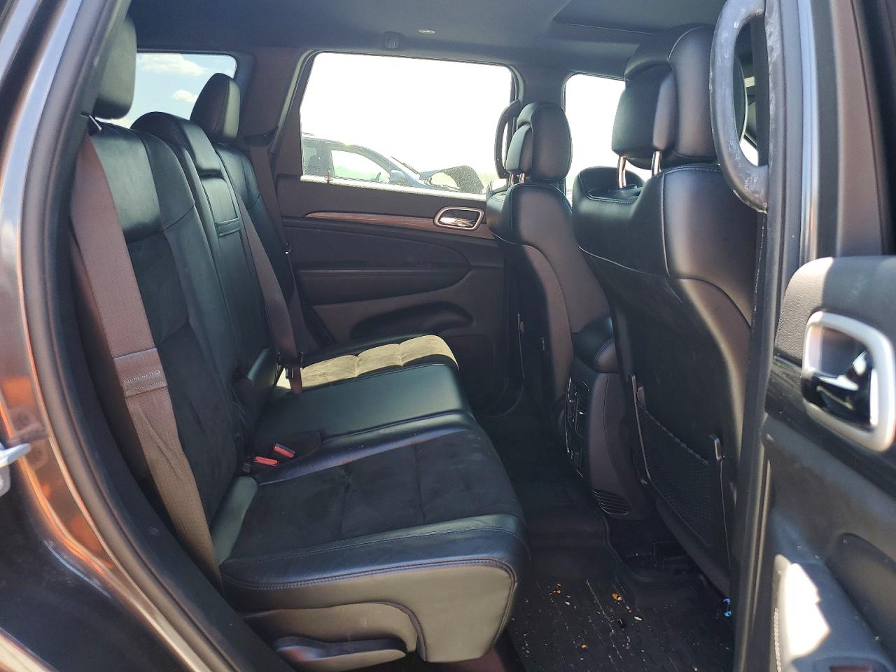 2020 Jeep Grand Cherokee Laredo Gray vin: 1C4RJEAG6LC392482