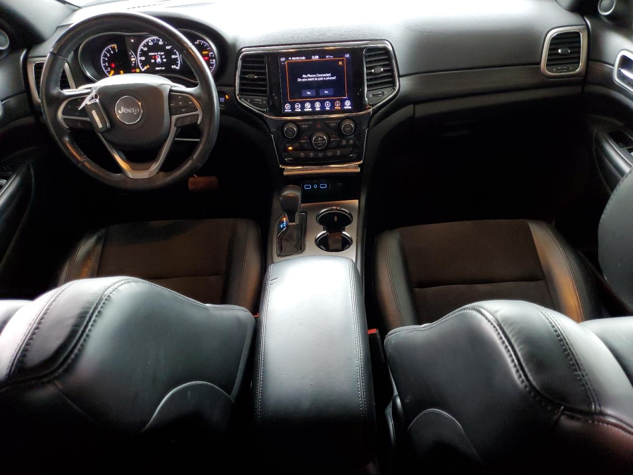 2021 Jeep Grand Cherokee Laredo Черный vin: 1C4RJEAG6MC517840