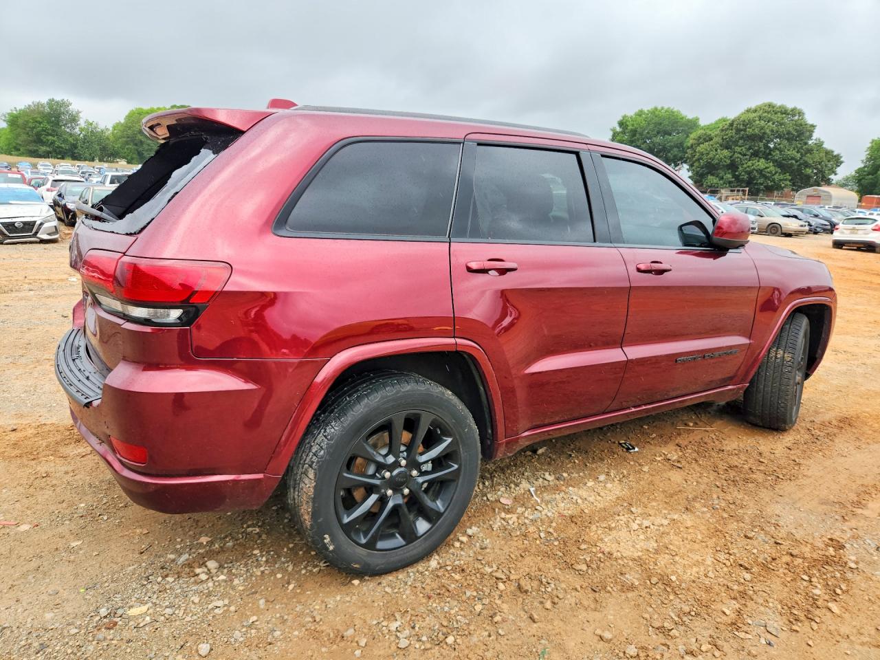2021 Jeep Grand Cherokee Laredo Burgundy vin: 1C4RJEAG6MC798425