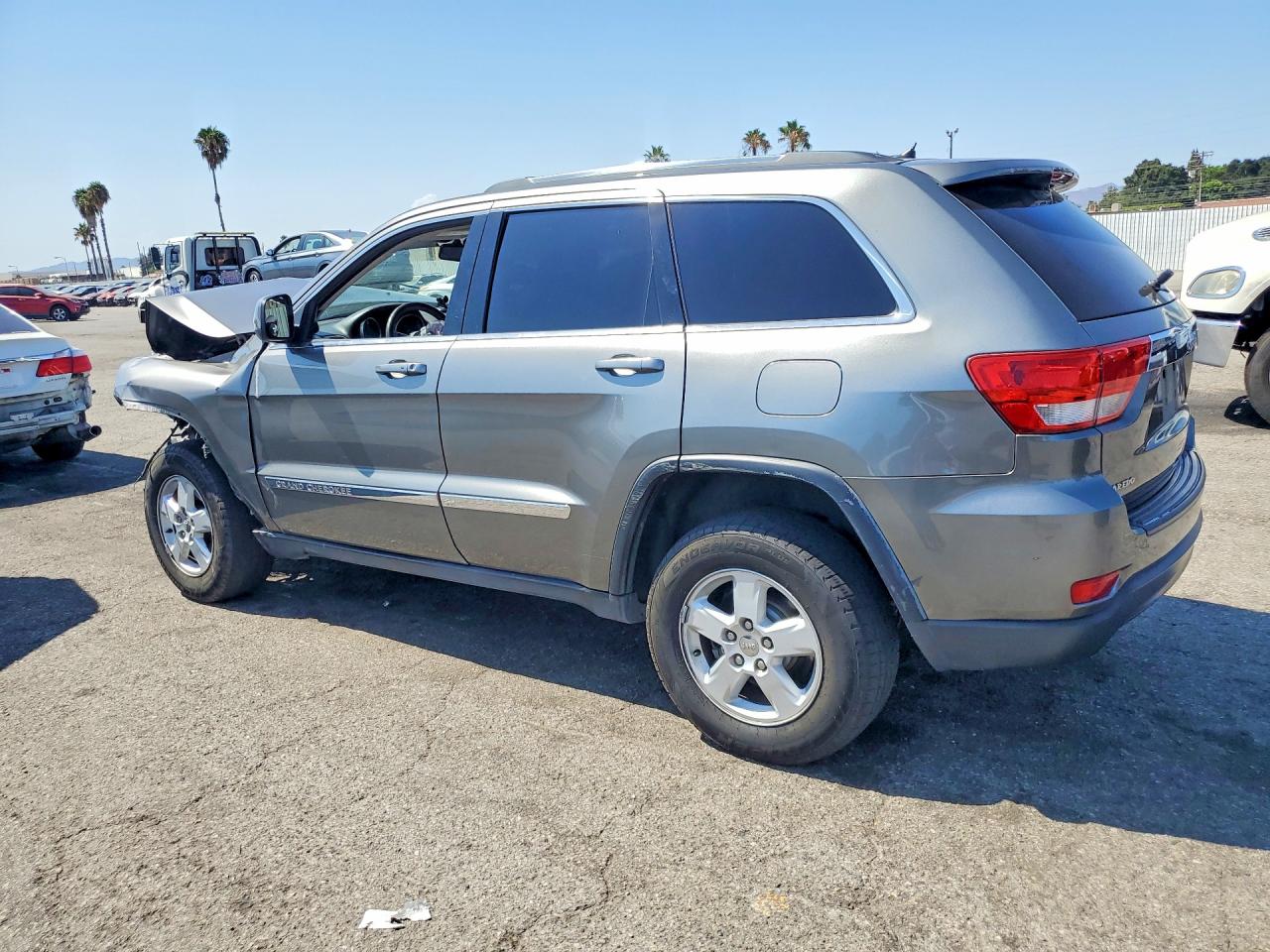 2012 Jeep Grand Cherokee Laredo Gray vin: 1C4RJEAG7CC194607
