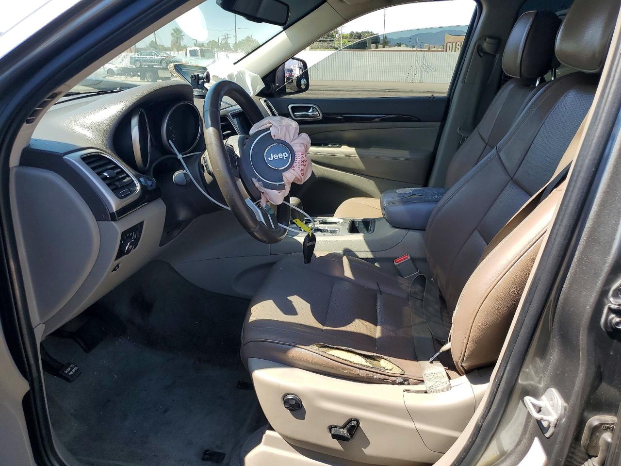 2012 Jeep Grand Cherokee Laredo Gray vin: 1C4RJEAG7CC194607