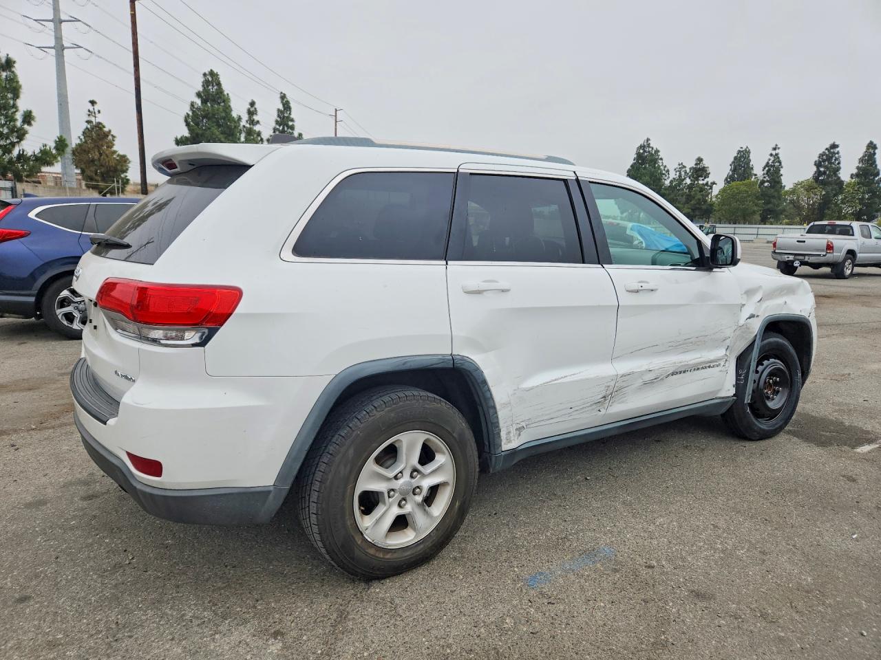 2014 Jeep Grand Cherokee Laredo White vin: 1C4RJEAG7EC185666