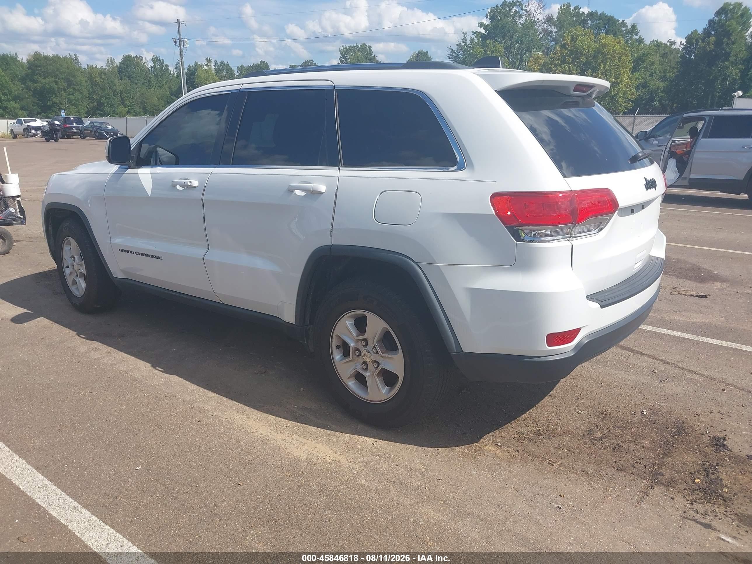 2014 Jeep Grand Cherokee Laredo White vin: 1C4RJEAG7EC322234