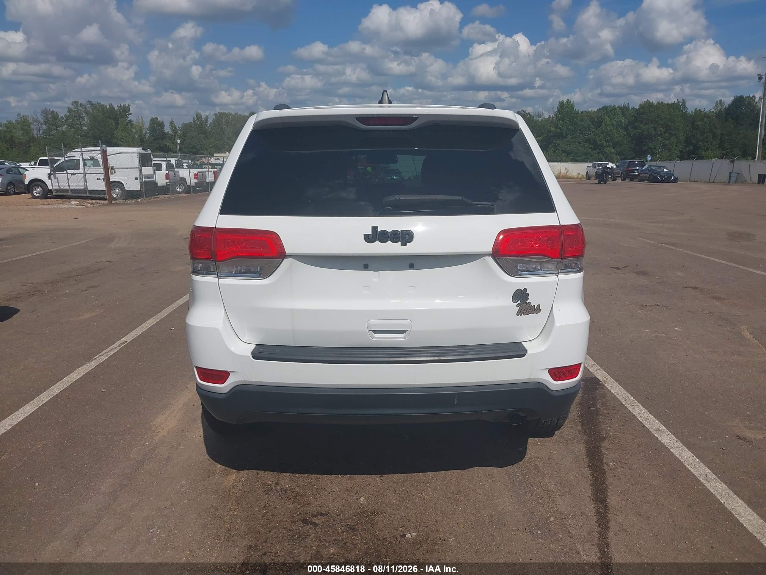 2014 Jeep Grand Cherokee Laredo White vin: 1C4RJEAG7EC322234