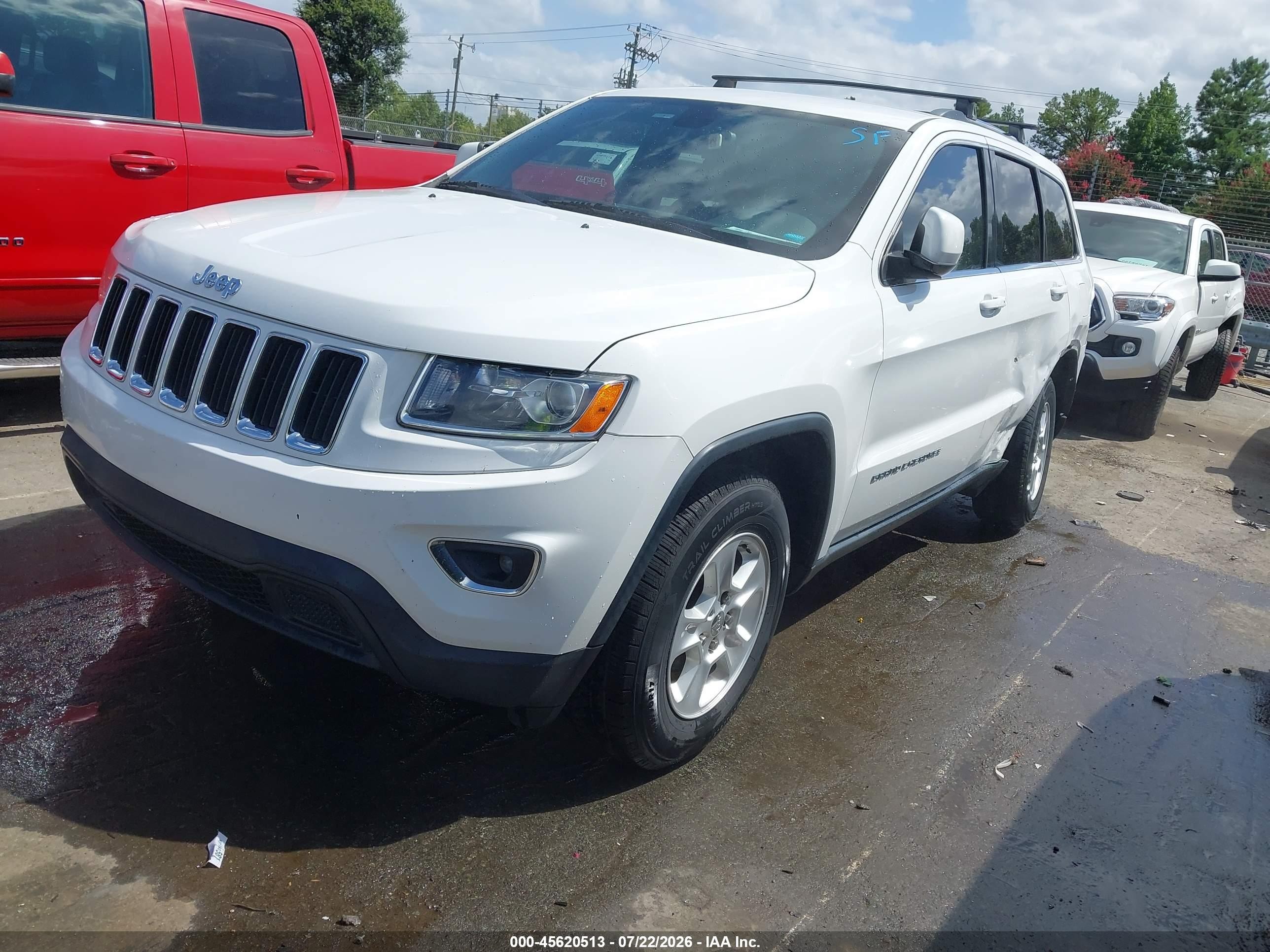 2015 Jeep Grand Cherokee Laredo Белый vin: 1C4RJEAG7FC707004