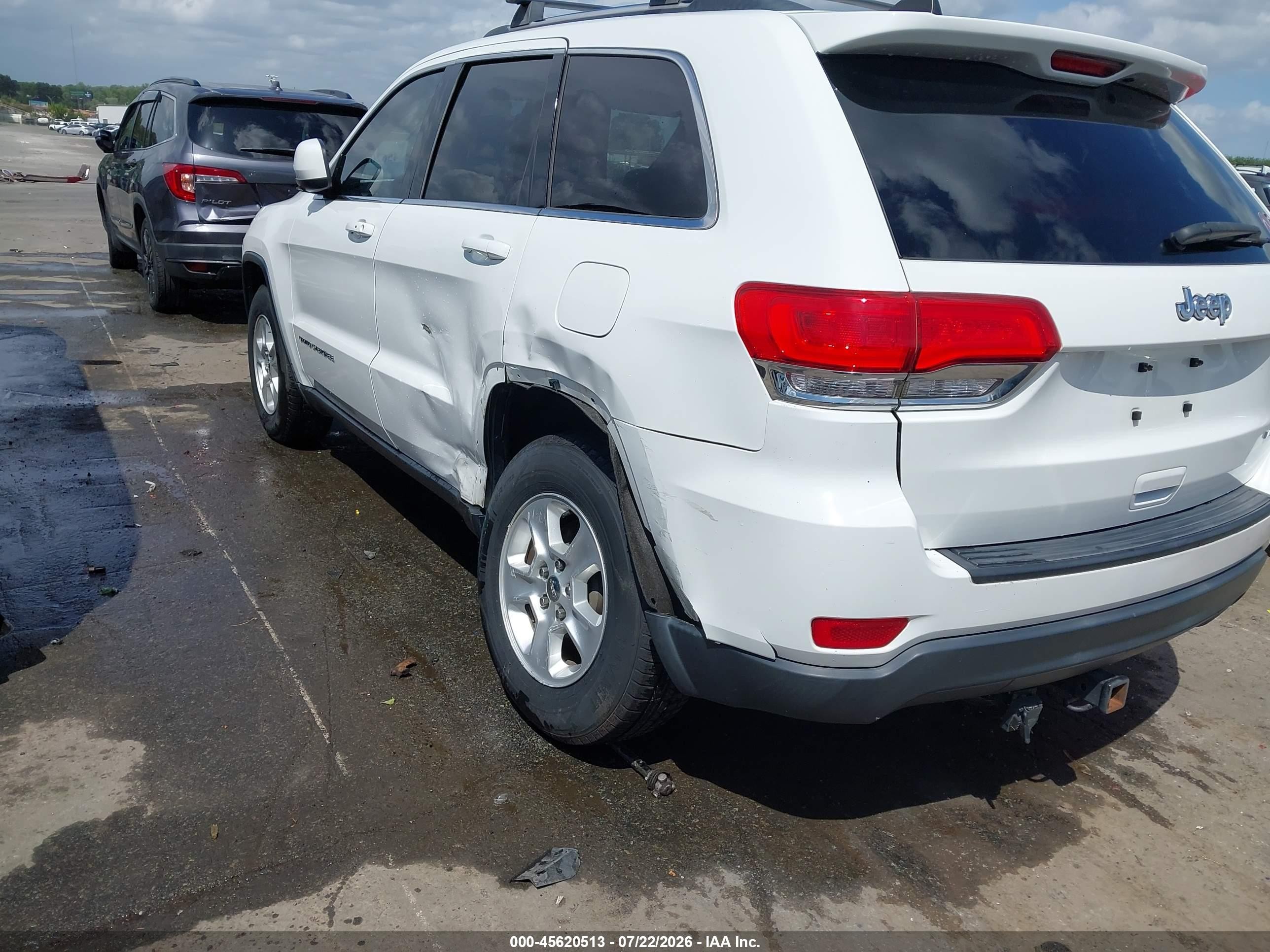 2015 Jeep Grand Cherokee Laredo Белый vin: 1C4RJEAG7FC707004
