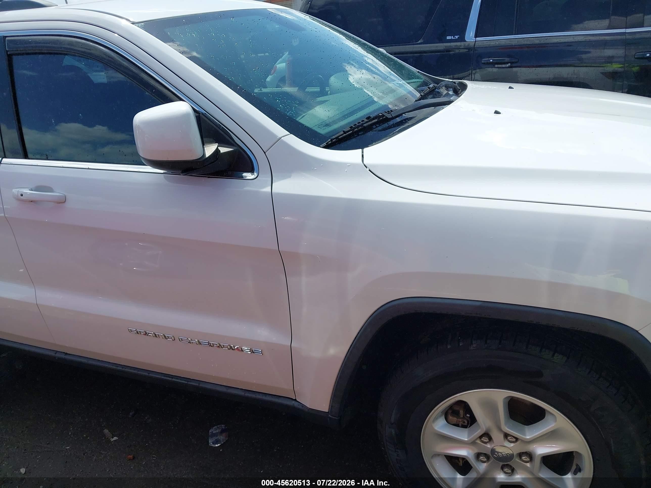2015 Jeep Grand Cherokee Laredo Белый vin: 1C4RJEAG7FC707004