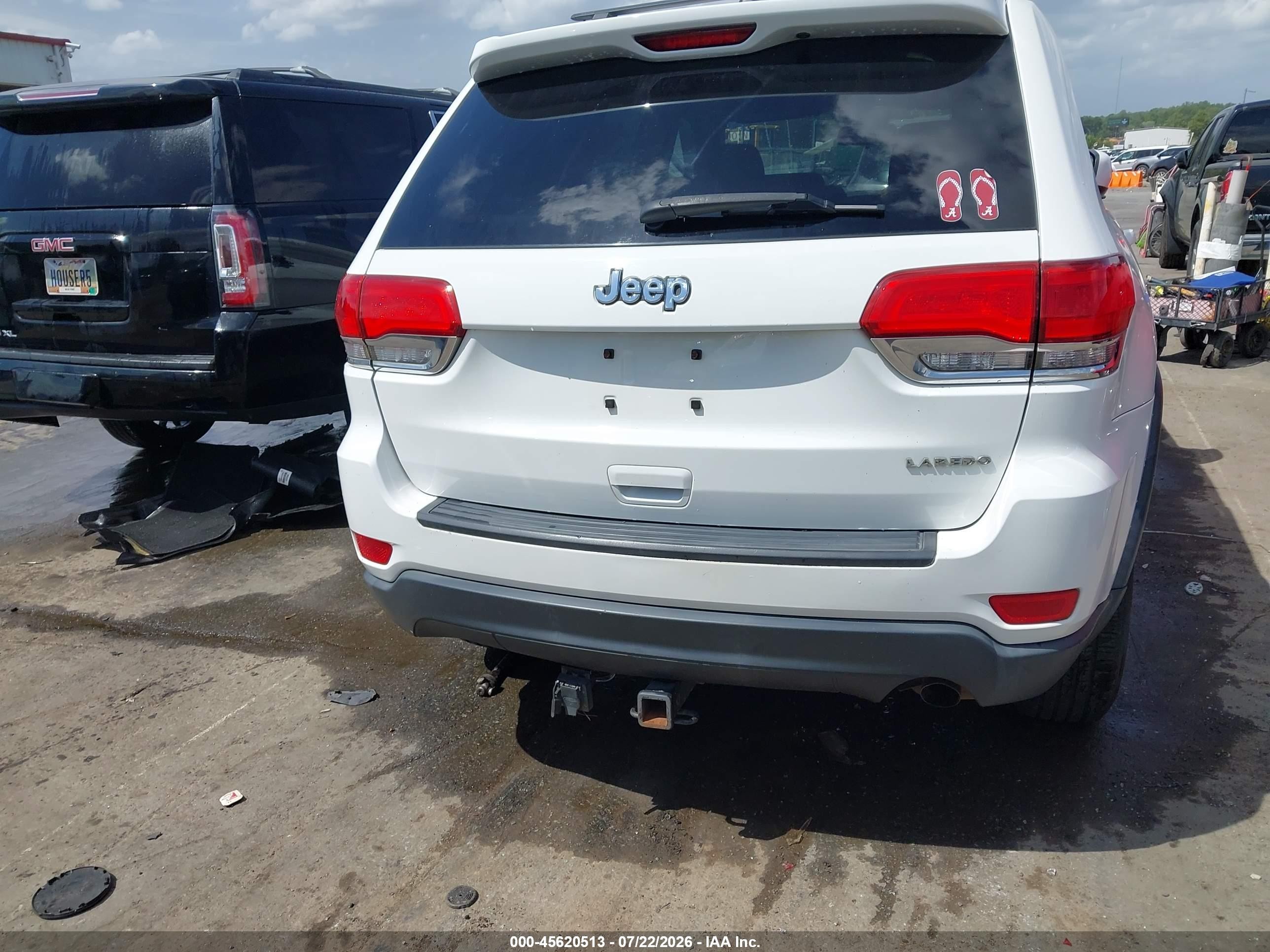 2015 Jeep Grand Cherokee Laredo Белый vin: 1C4RJEAG7FC707004