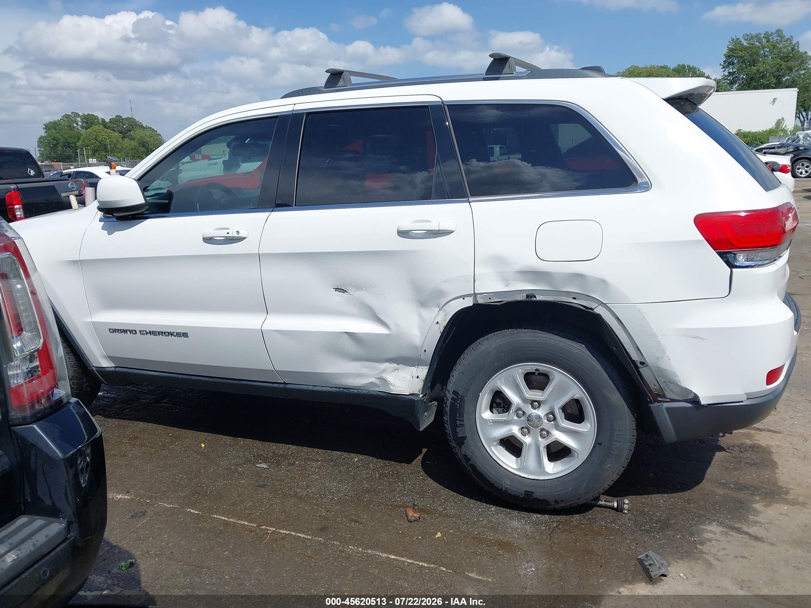 2015 Jeep Grand Cherokee Laredo Белый vin: 1C4RJEAG7FC707004