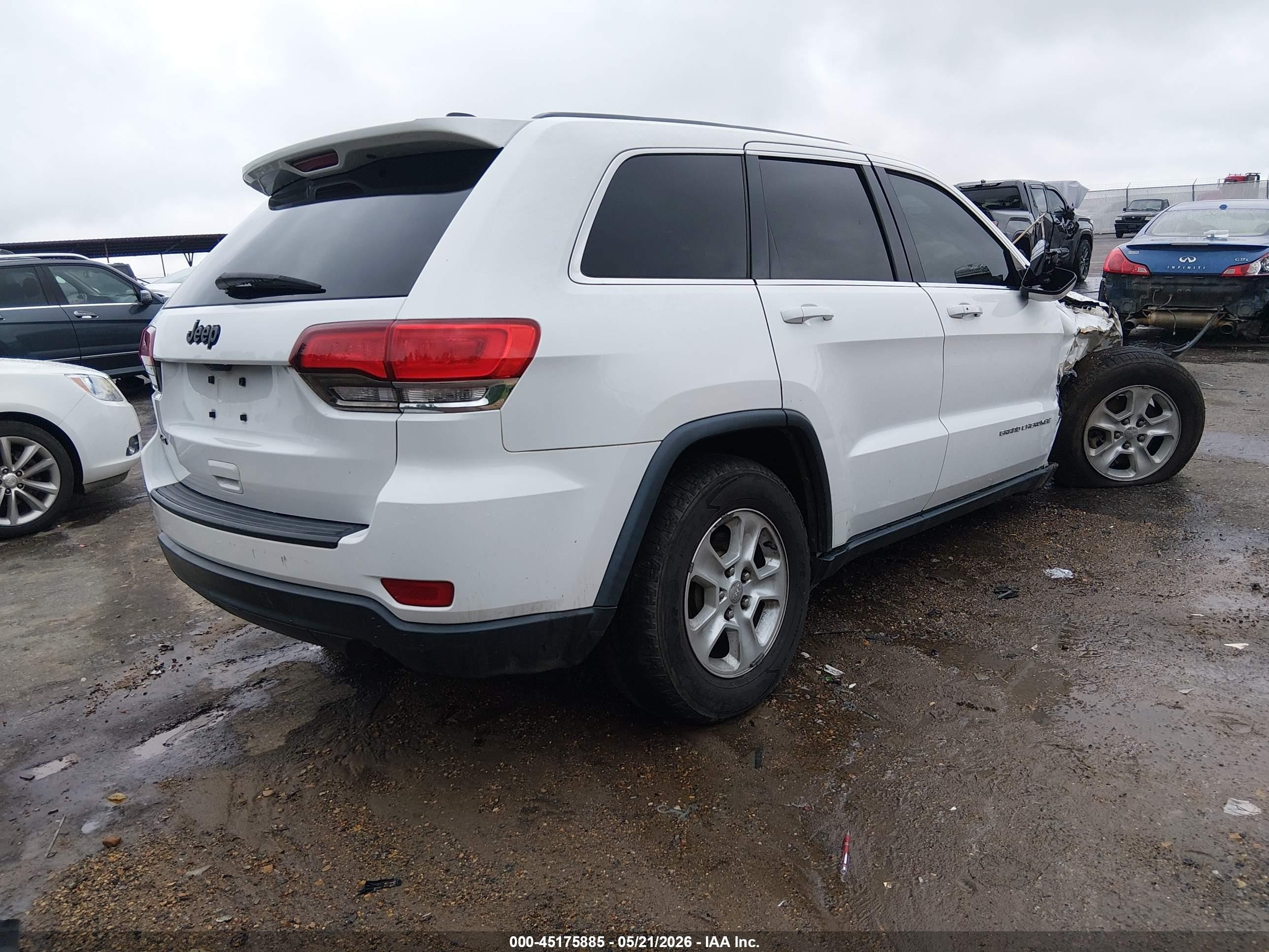 2015 Jeep Grand Cherokee Laredo White vin: 1C4RJEAG7FC759538