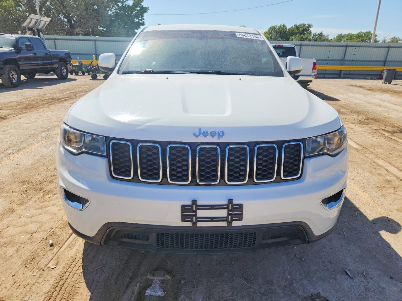 2018 Jeep Grand Cherokee Laredo White vin: 1C4RJEAG7JC340078