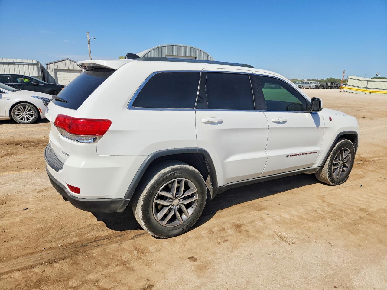 2018 Jeep Grand Cherokee Laredo White vin: 1C4RJEAG7JC340078