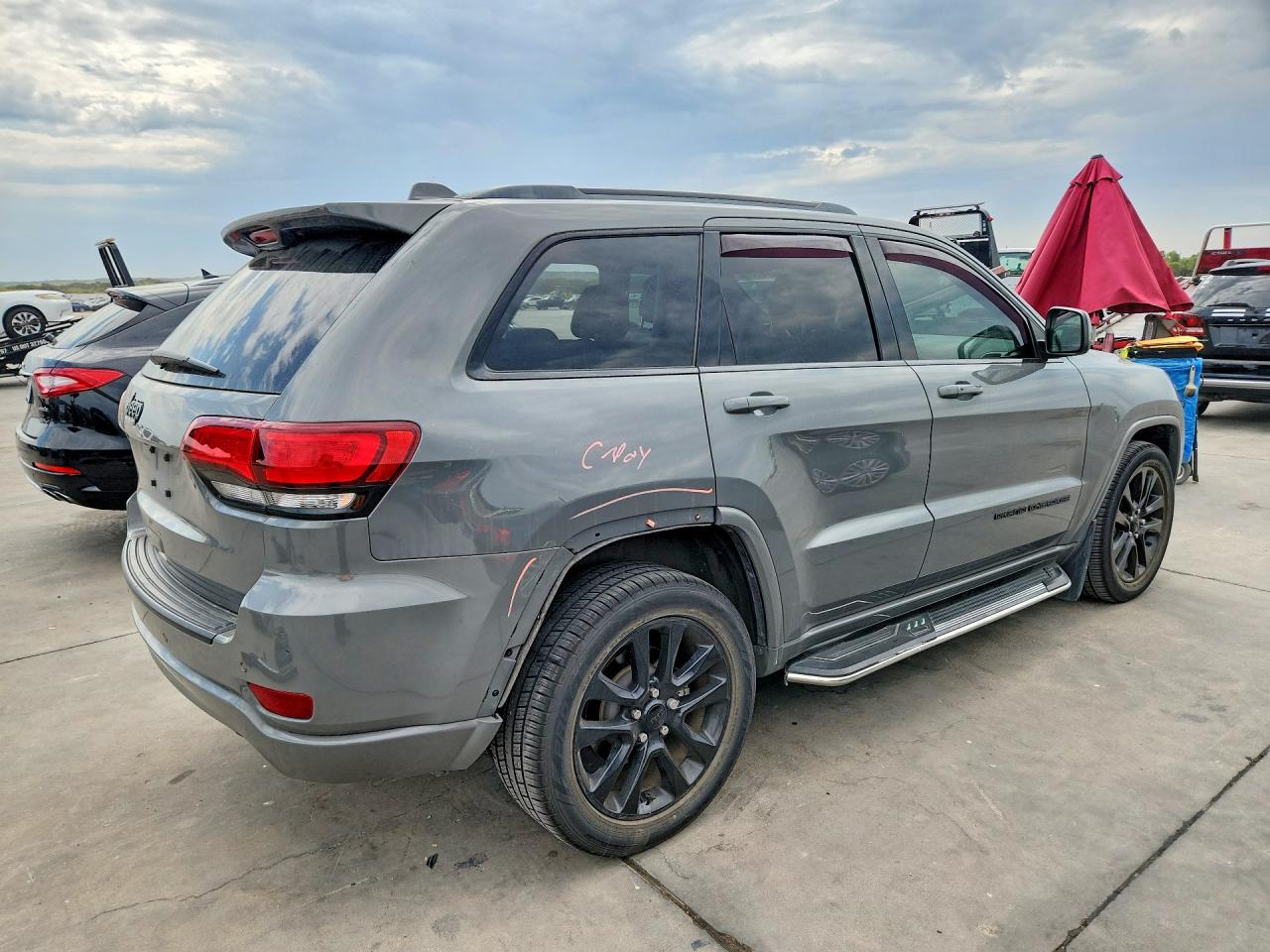 2019 Jeep Grand Cherokee Laredo Gray vin: 1C4RJEAG7KC839223