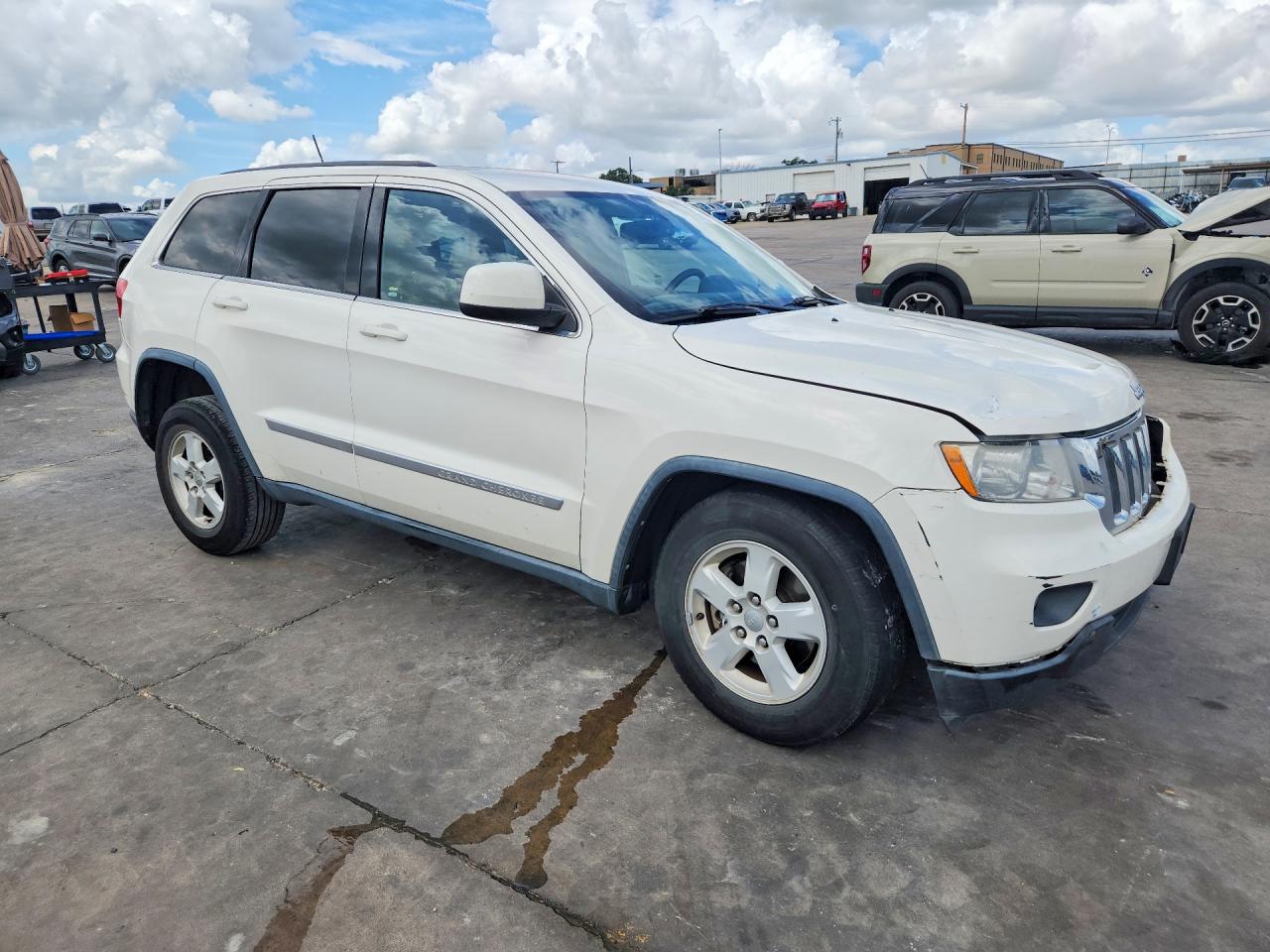 2012 Jeep Grand Cherokee Laredo White vin: 1C4RJEAG8CC258430
