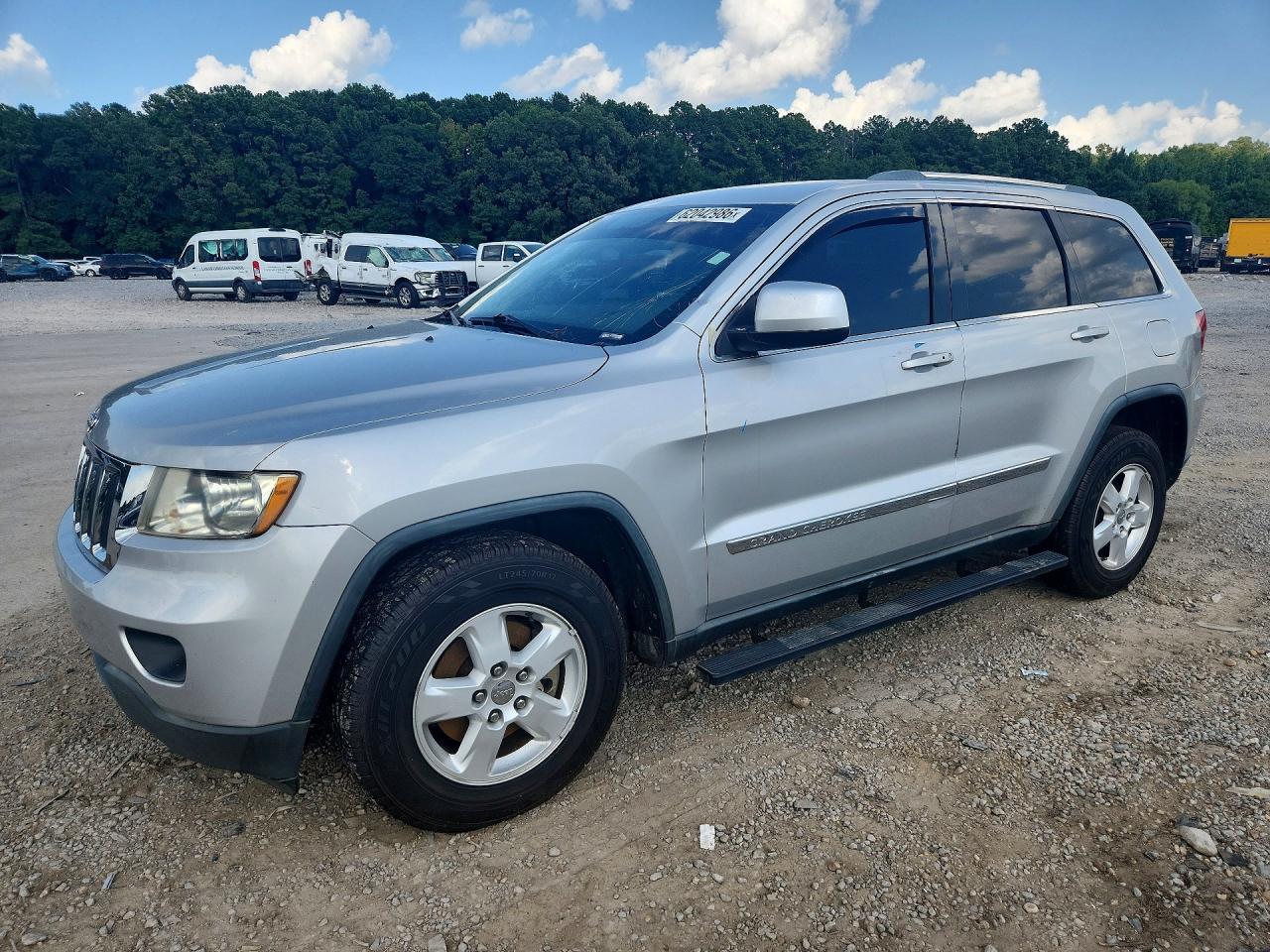 2012 Jeep Grand Cherokee Laredo Серебряный vin: 1C4RJEAG8CC290665