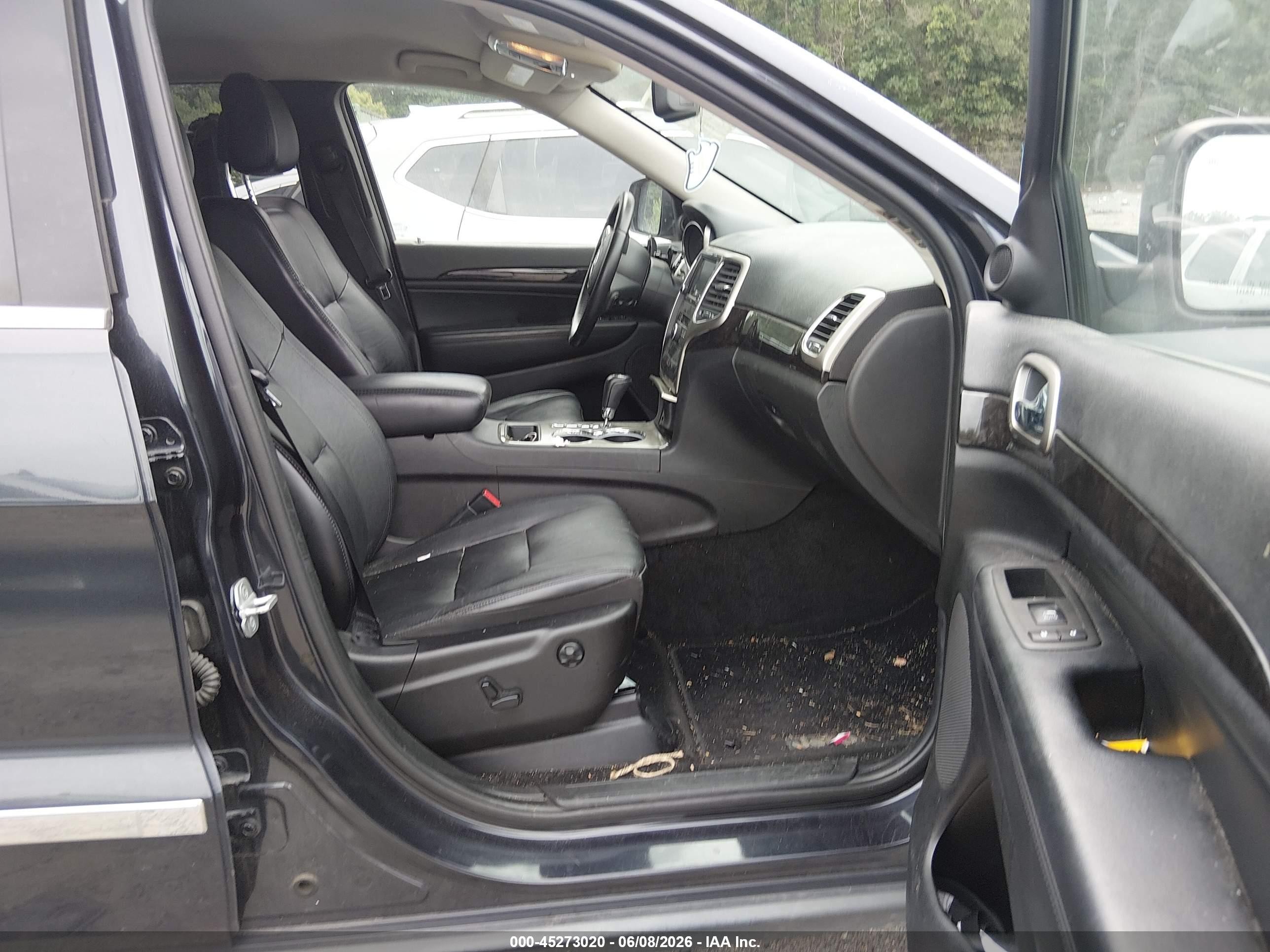 2013 Jeep Grand Cherokee Laredo Black vin: 1C4RJEAG8DC534185