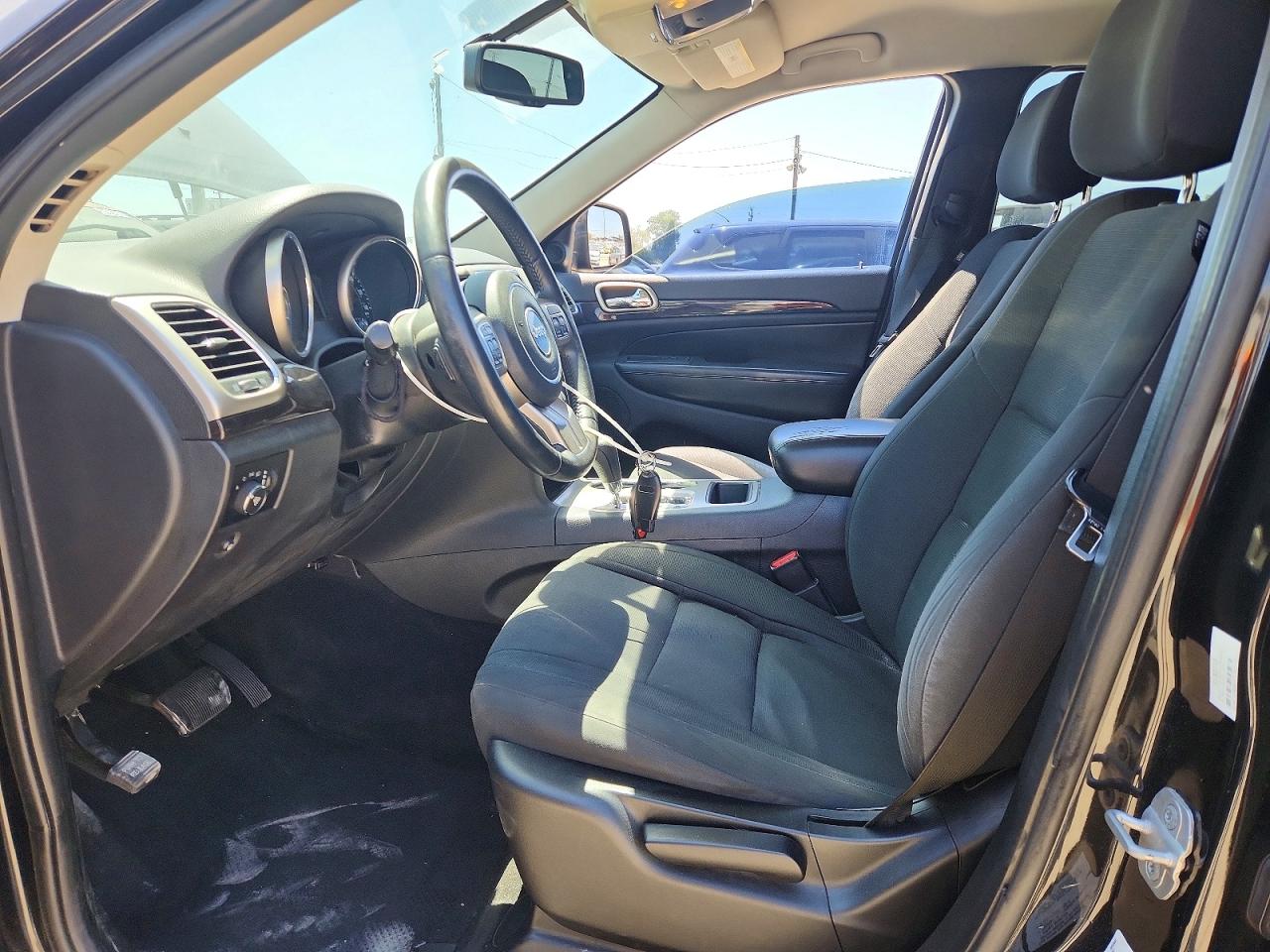 2013 Jeep Grand Cherokee Laredo Black vin: 1C4RJEAG8DC574072