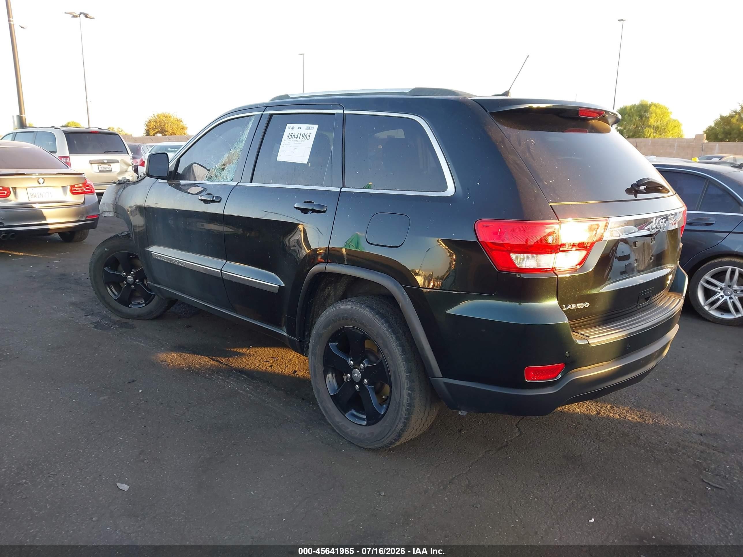 2013 Jeep Grand Cherokee Laredo Black vin: 1C4RJEAG8DC574556