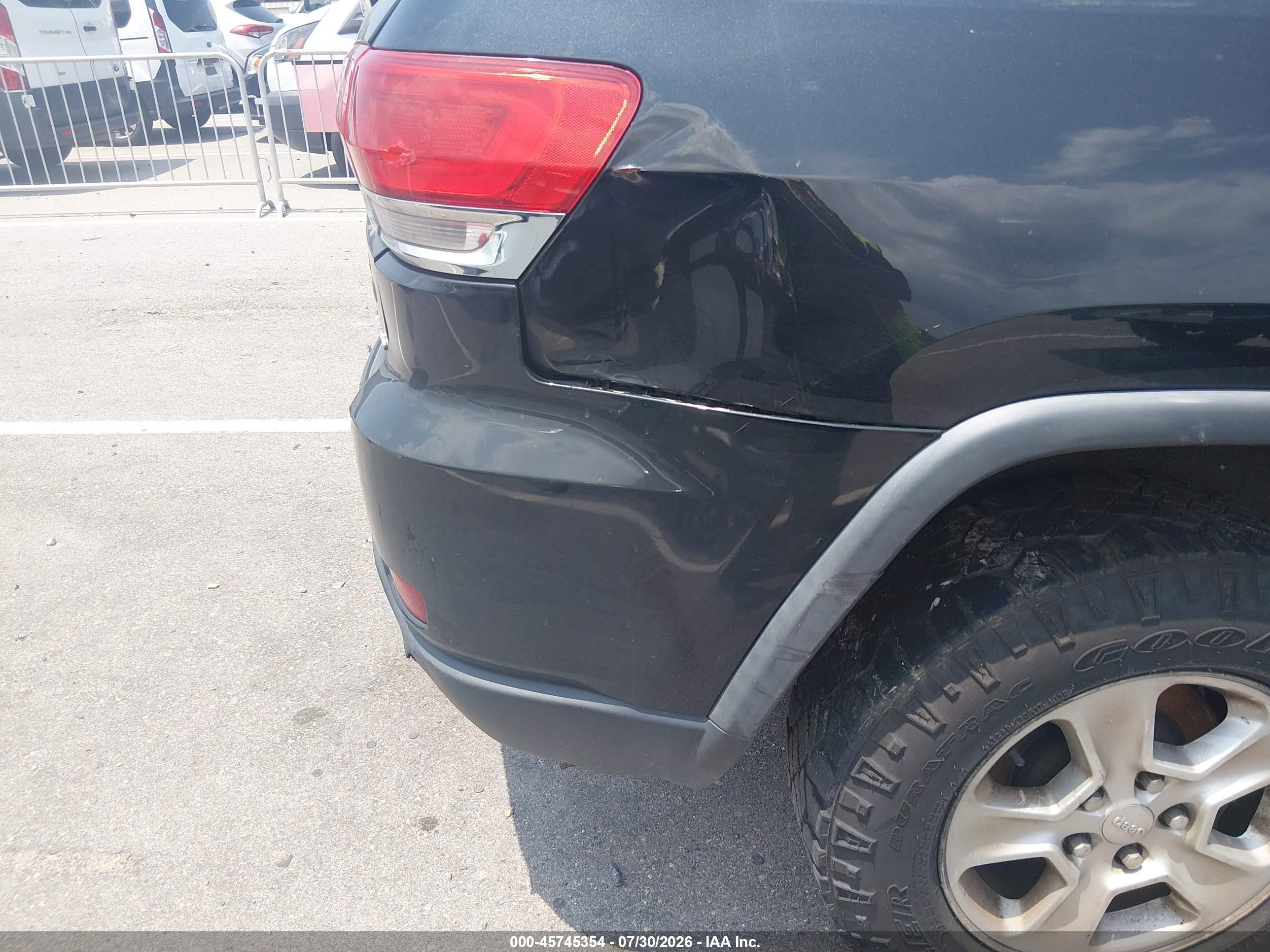 2014 Jeep Grand Cherokee Laredo Серый vin: 1C4RJEAG8EC207030