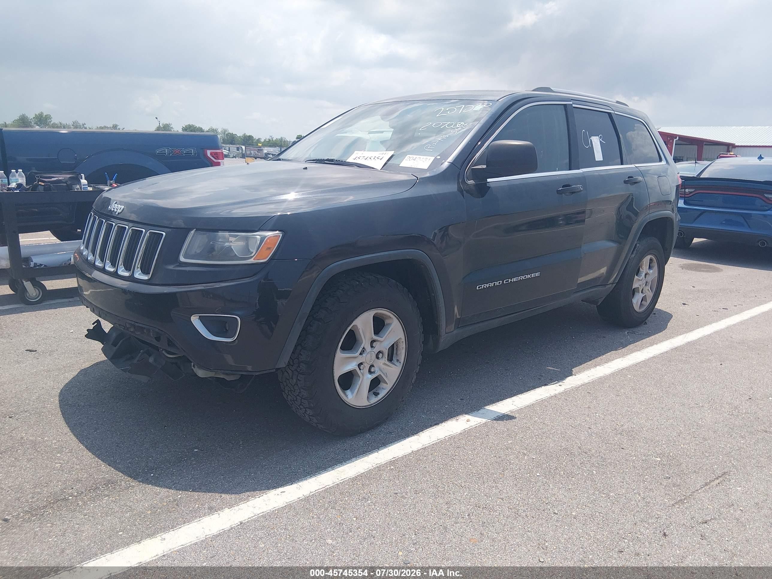 2014 Jeep Grand Cherokee Laredo Серый vin: 1C4RJEAG8EC207030