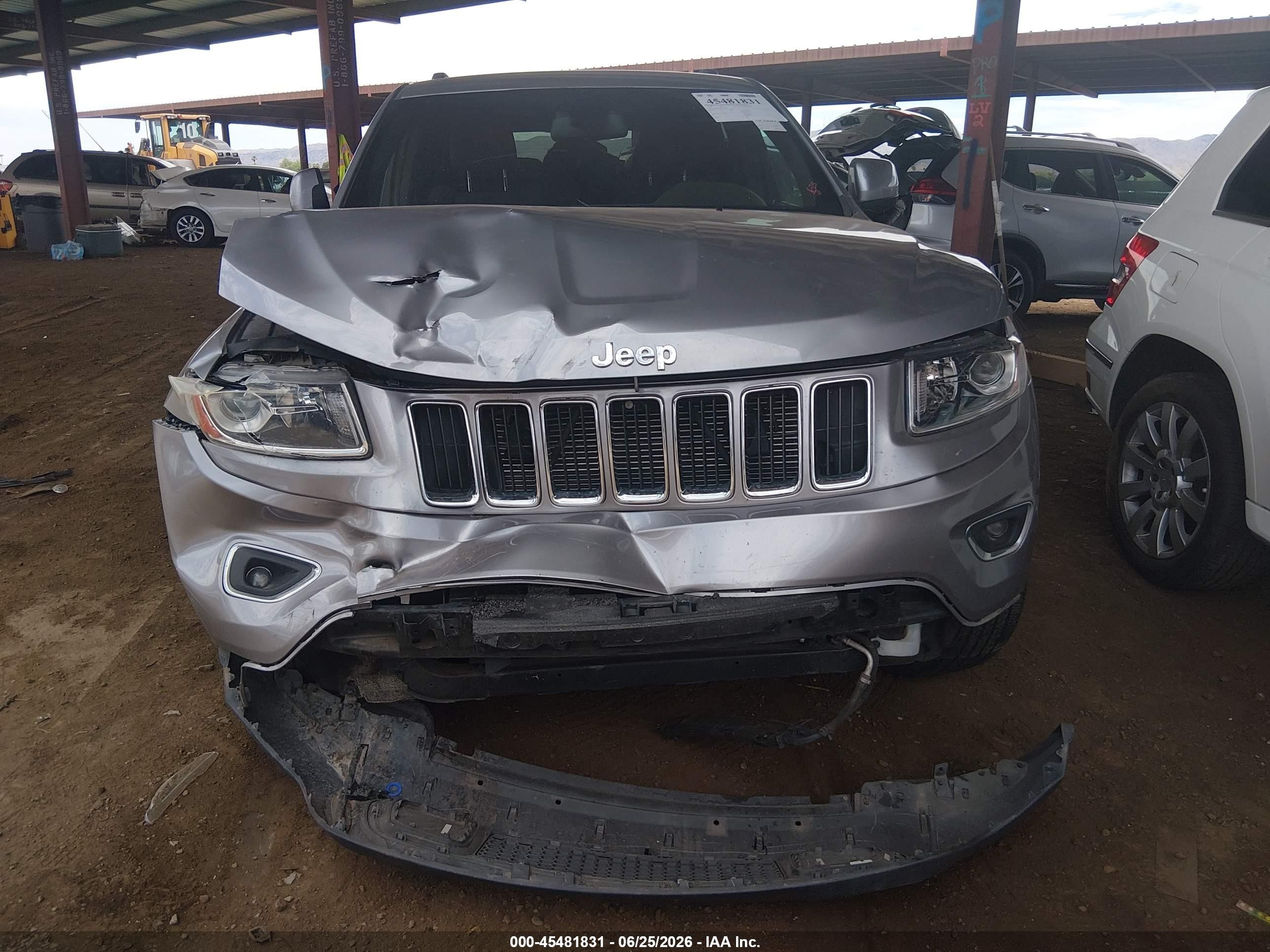 2014 Jeep Grand Cherokee Laredo Серый vin: 1C4RJEAG8EC239962