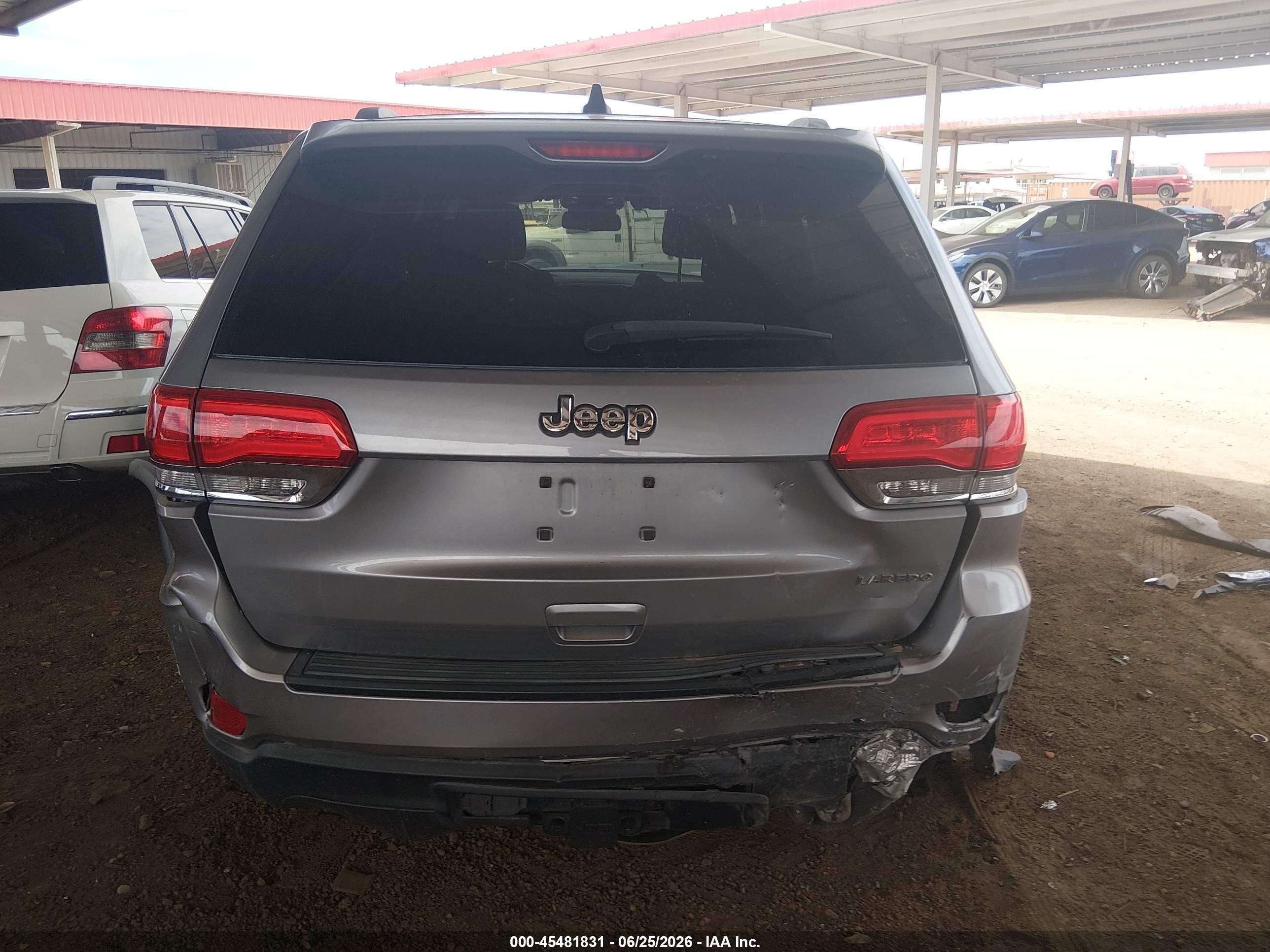 2014 Jeep Grand Cherokee Laredo Серый vin: 1C4RJEAG8EC239962